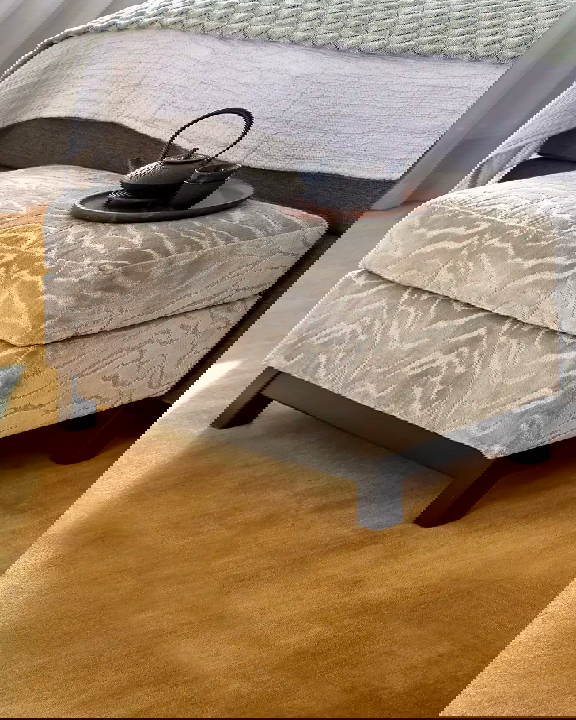 Solid vloerkleed oker