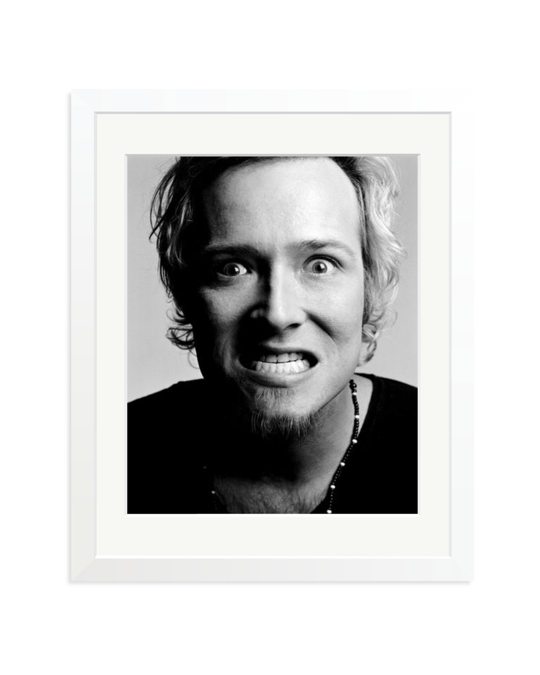 Scott Weiland White / Medium