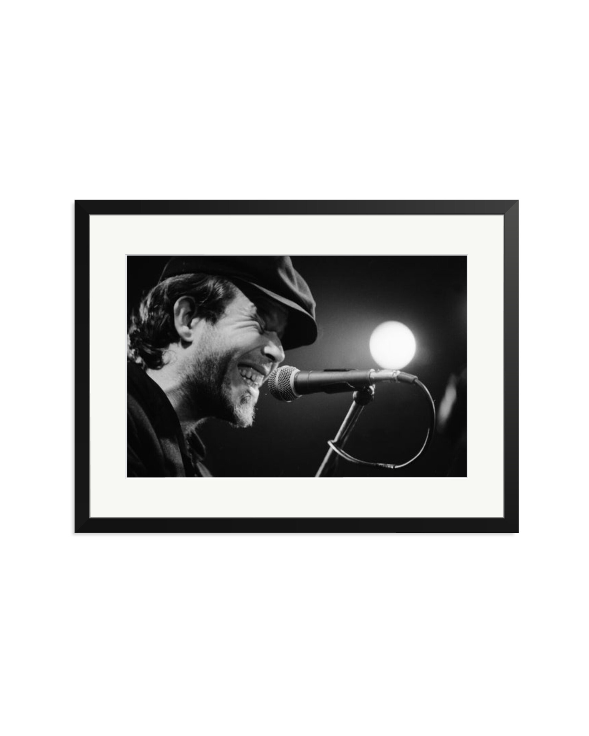 Tom Waits at the Cleveland Agora Club Black / XL