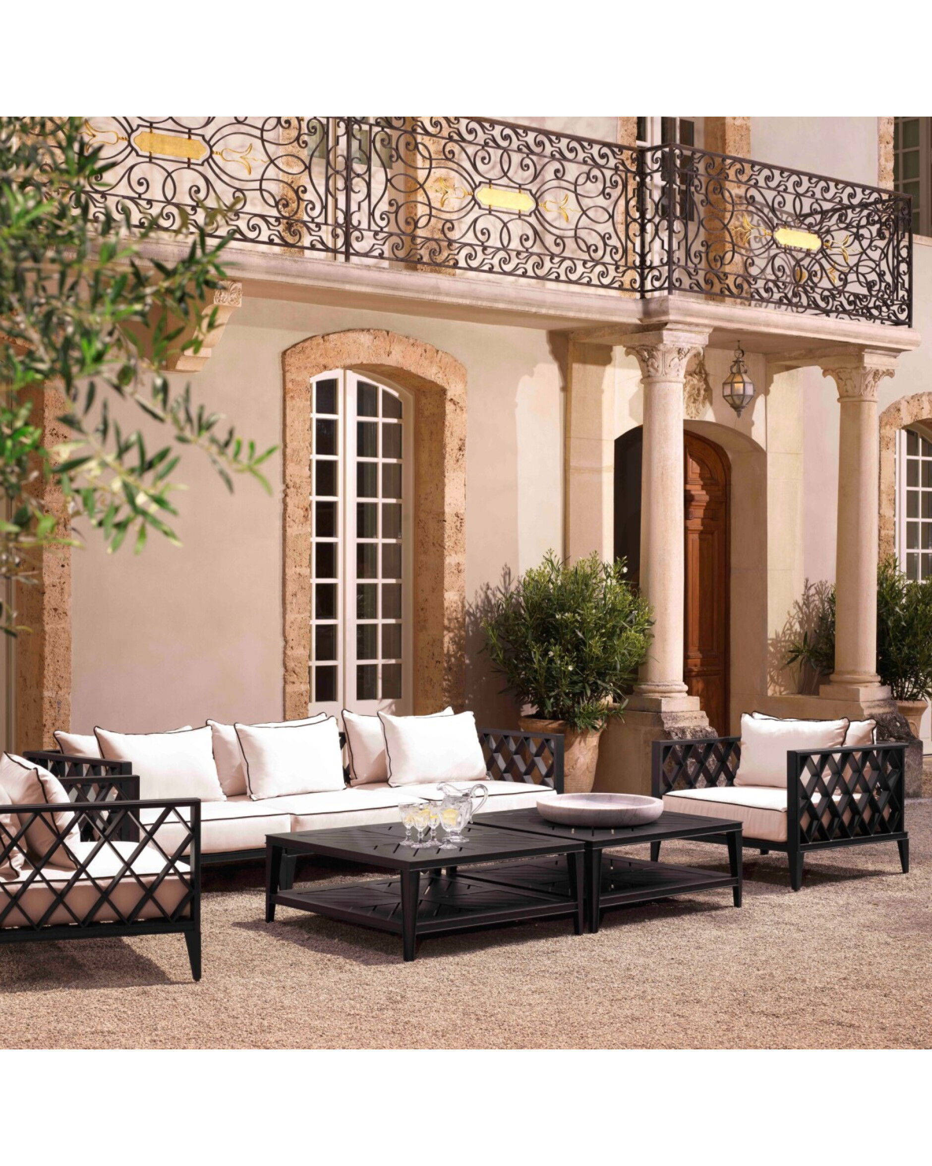 Bell Rive soffbord svart kvadrat