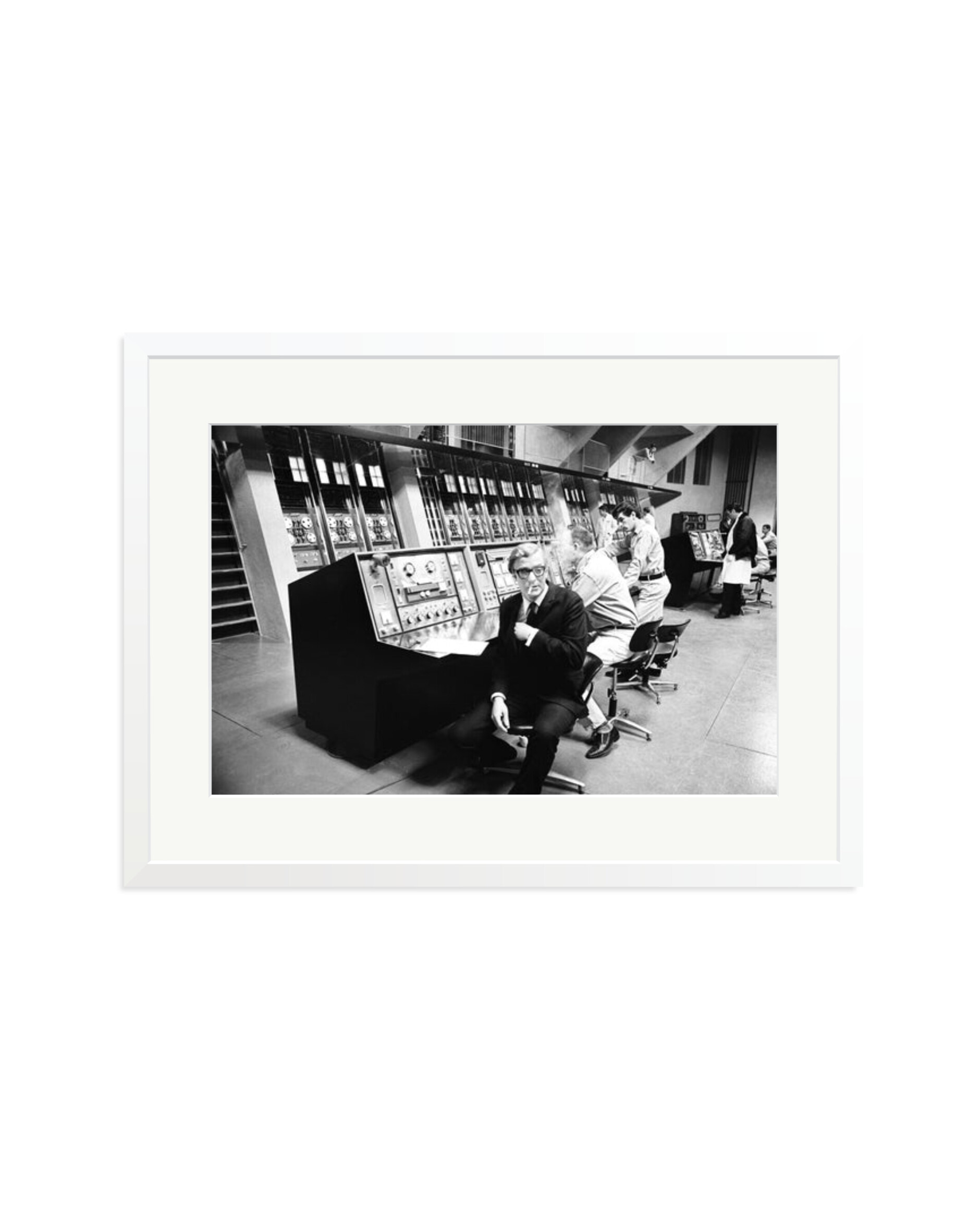 Michael Caine in "Billion Dollar Brain" White / XL