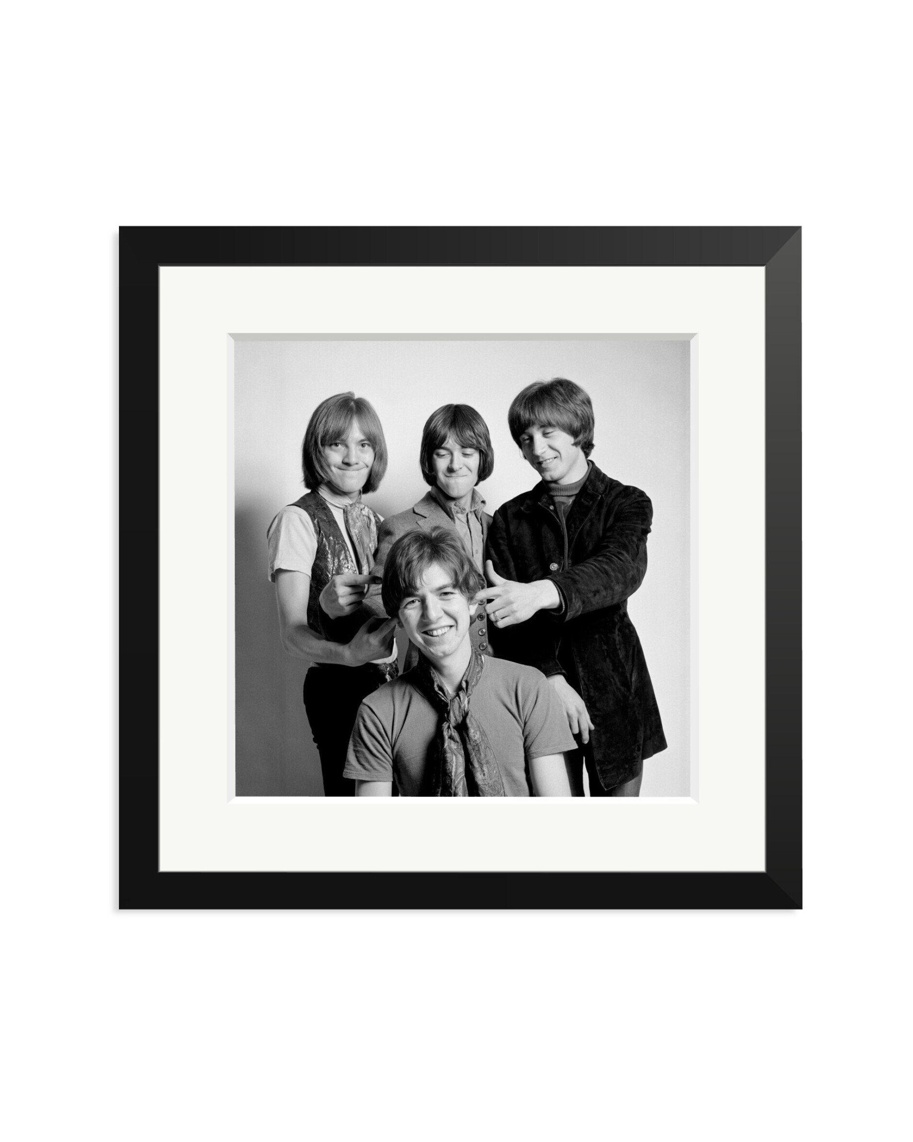 Small Faces Black / Medium