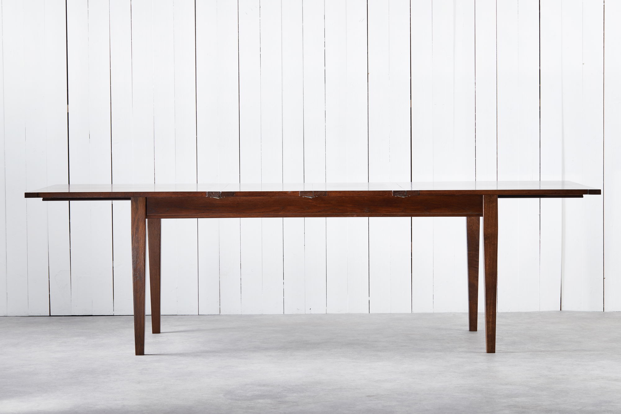 Eton matbord noble newport brown