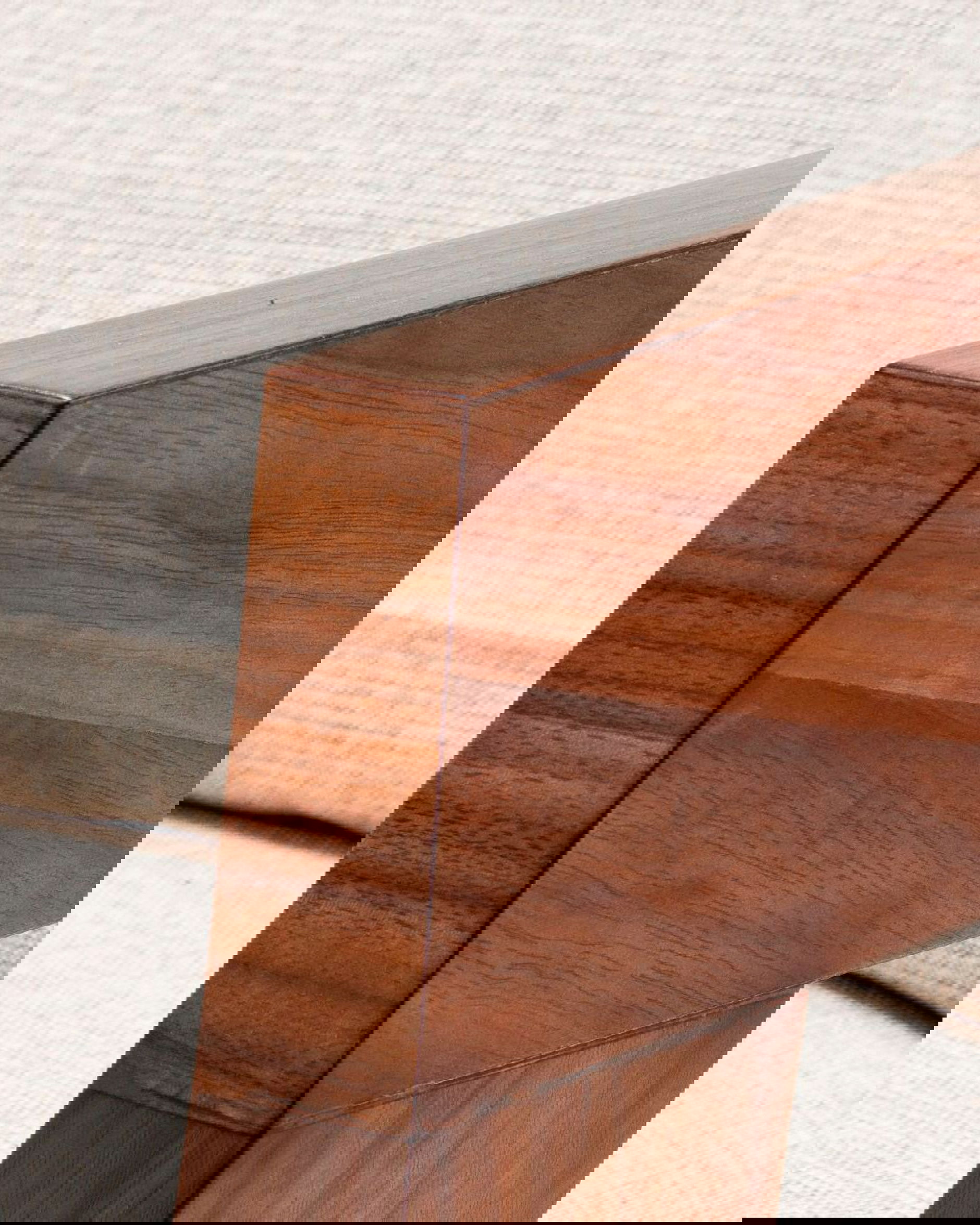 Rubautelli fåtölj valnöt