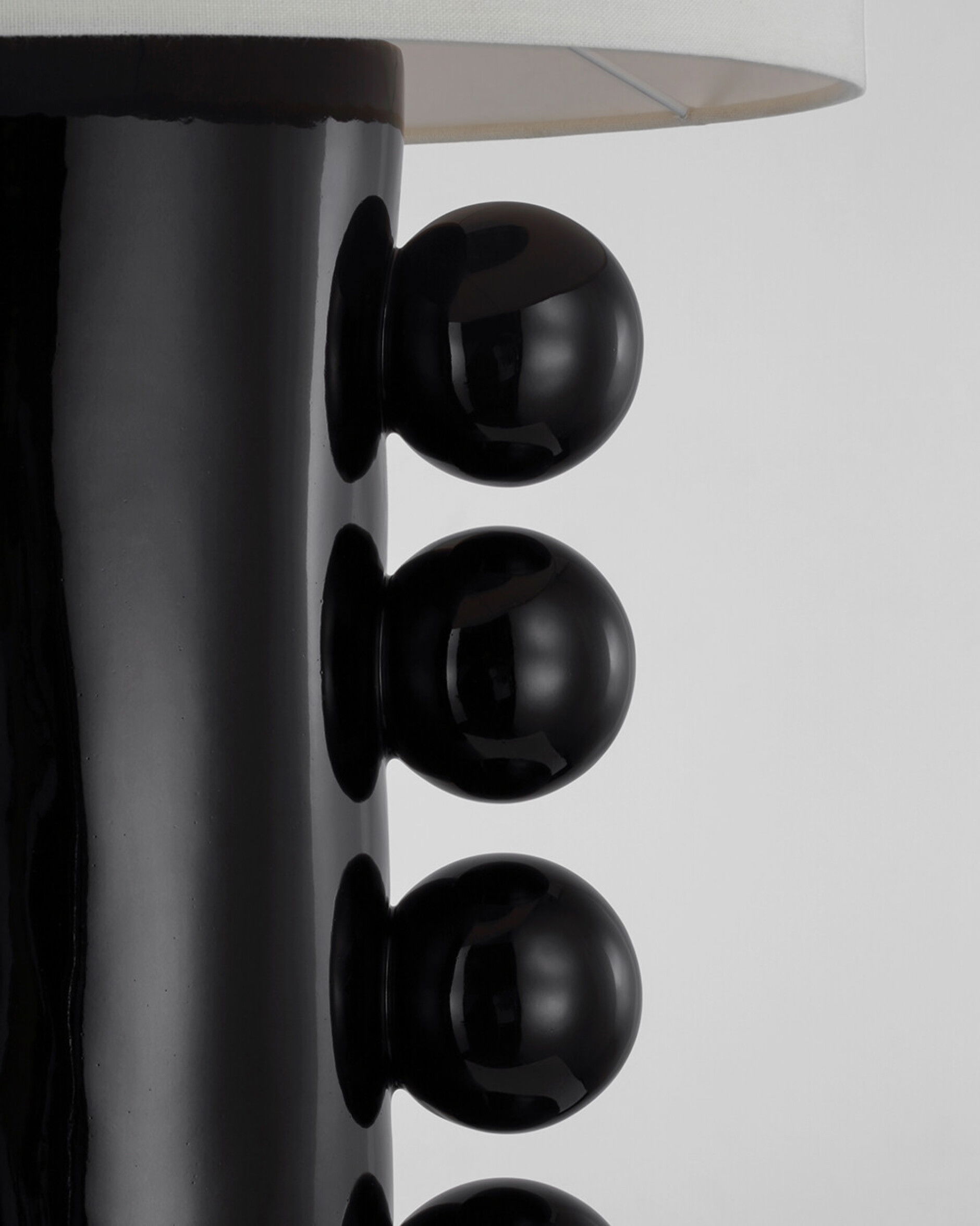 Tiglia Tall Table Lamp Black