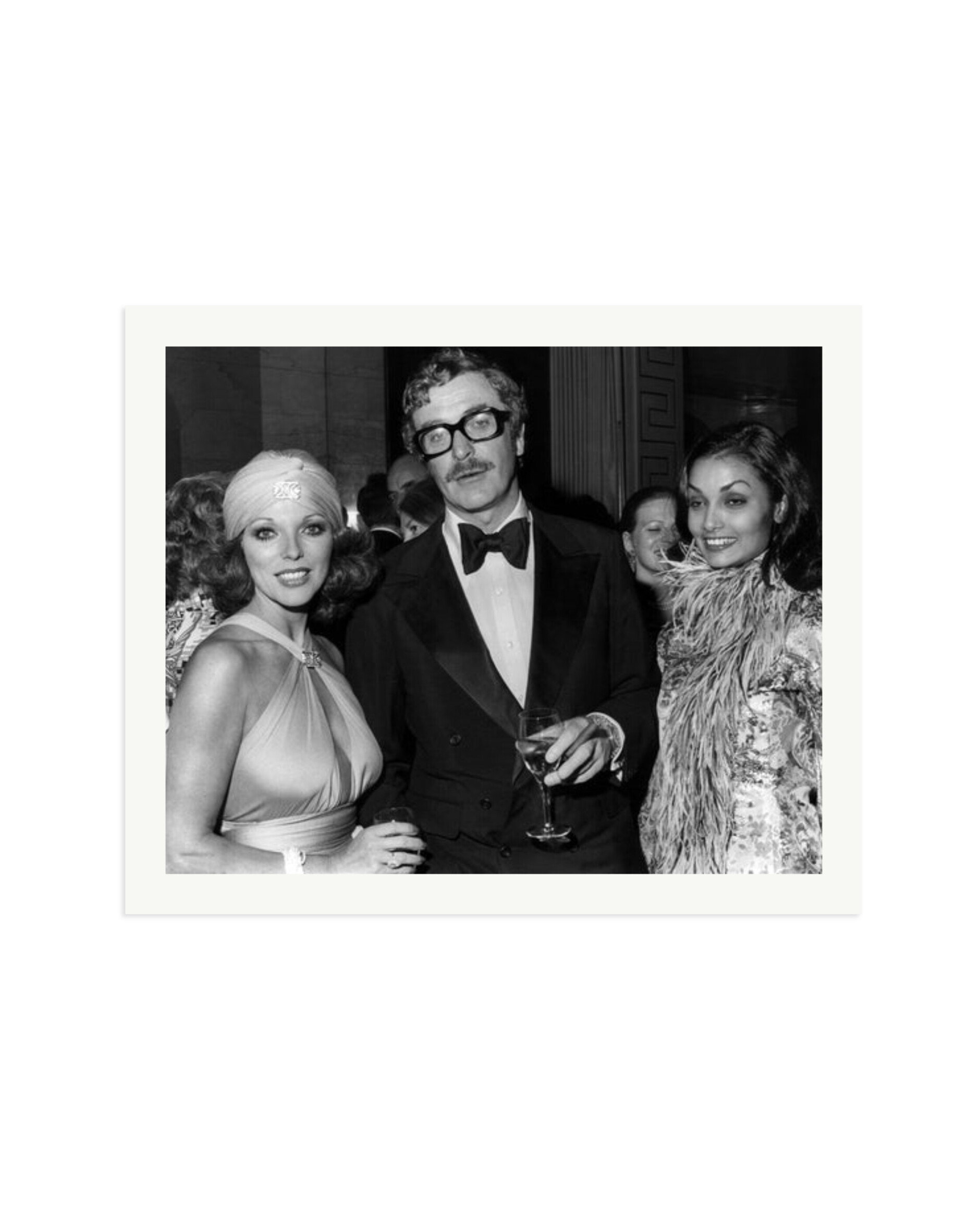 Caine, Collins and Shakira Print Only / XXL
