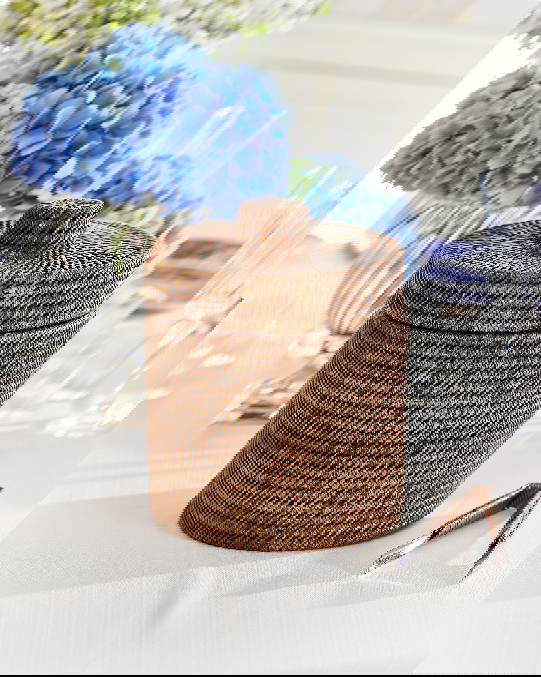 Antique ishink rotting