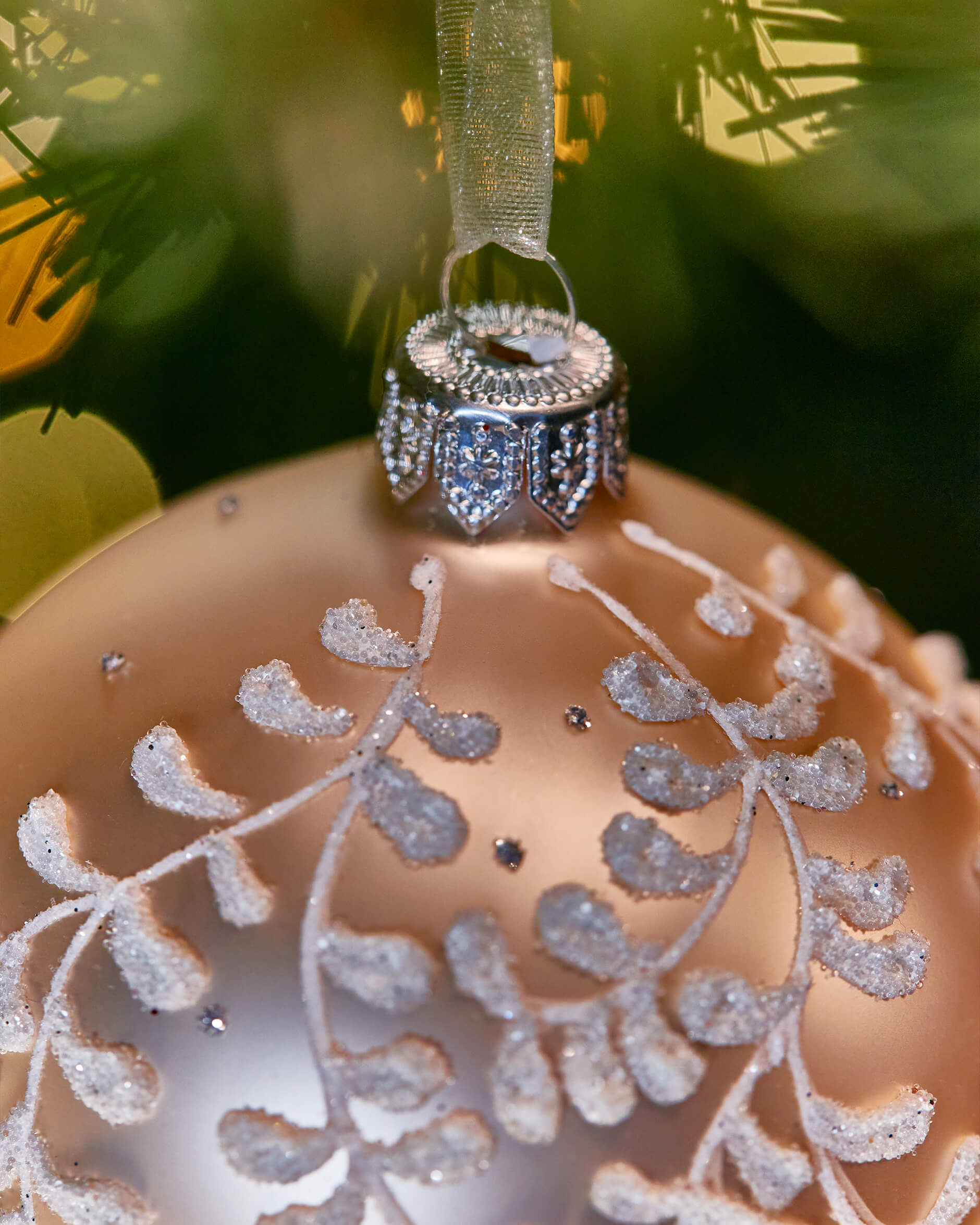 Lorranie Bauble Champagne Pearl