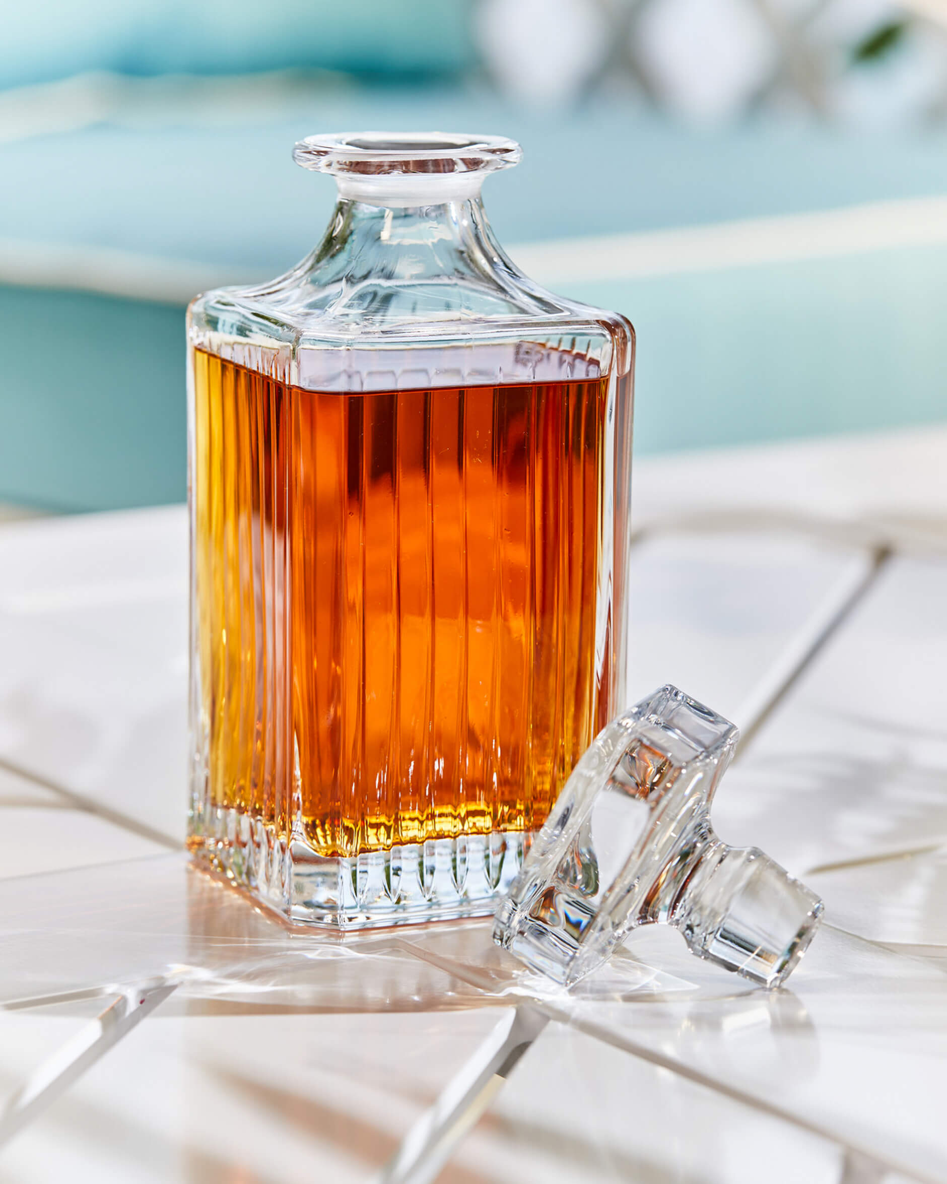 Manhattan dekantteri kristalli