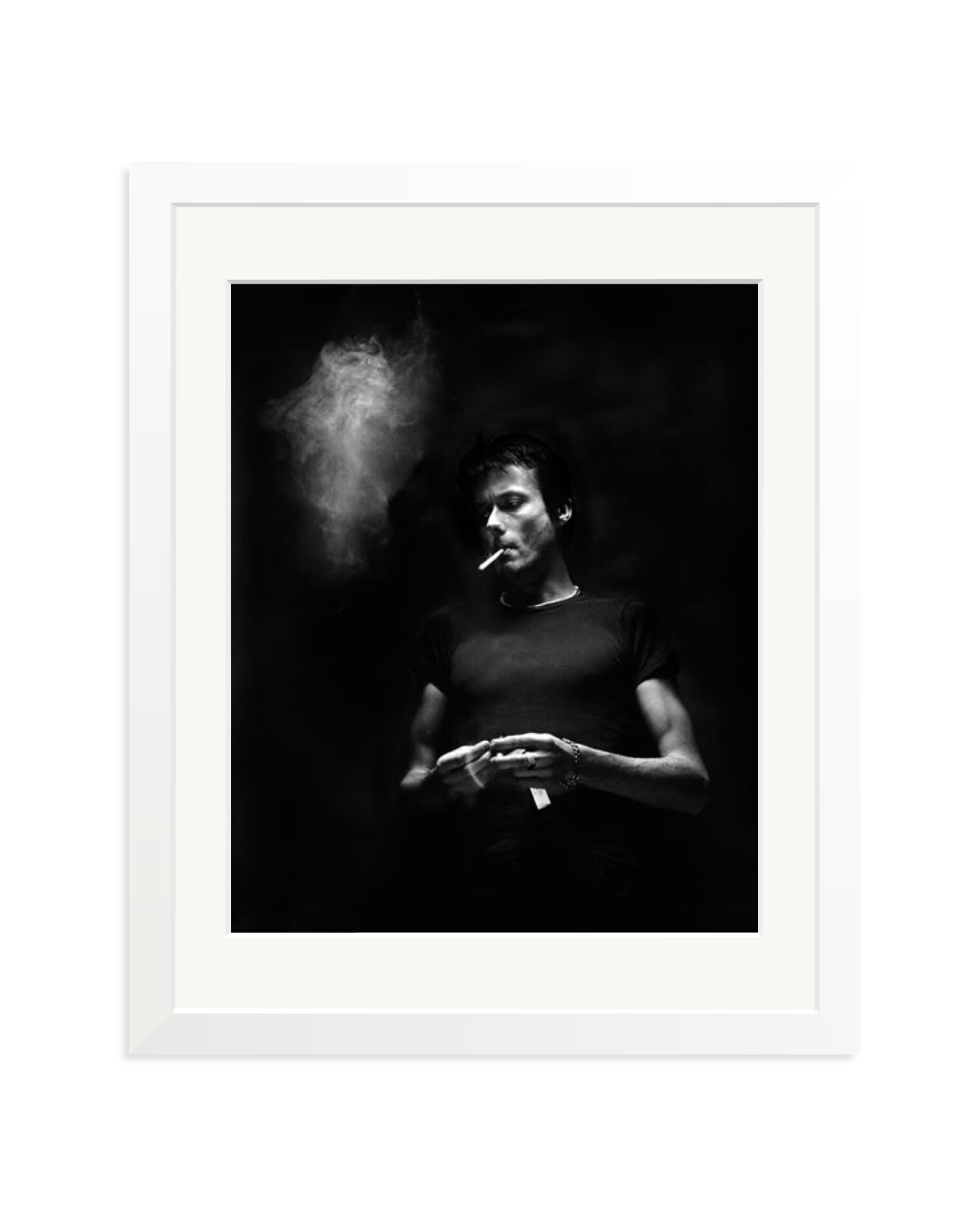 Anderson White / Medium