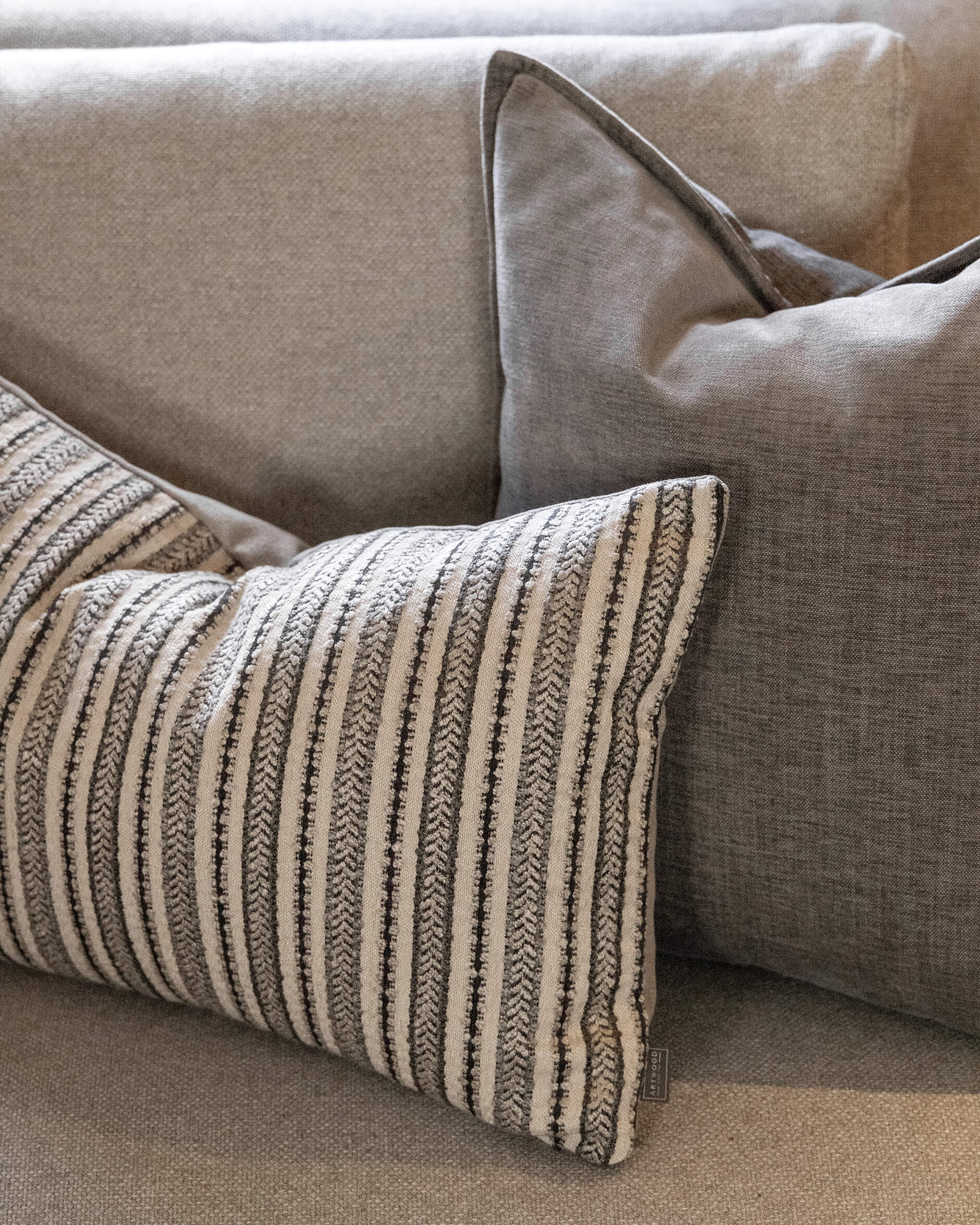 Maranello Cushion Cover Grey