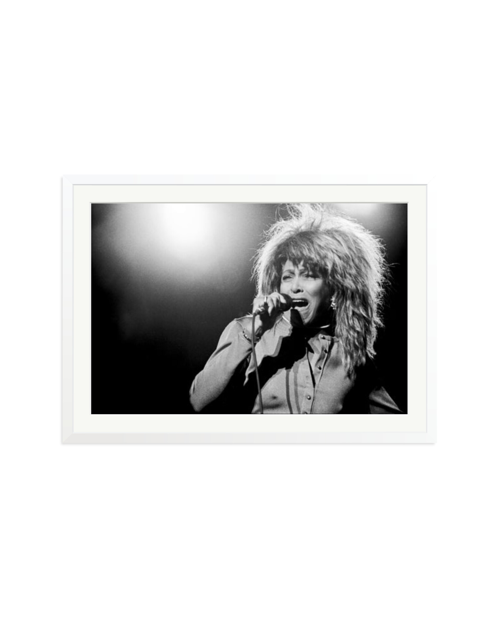 Tina Turner on stage in 1987 White / XXL