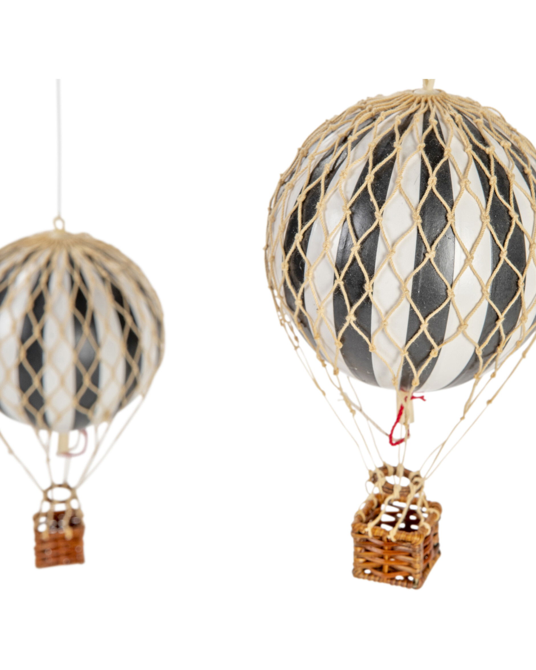 Flying the Skies Mobile, Black&White