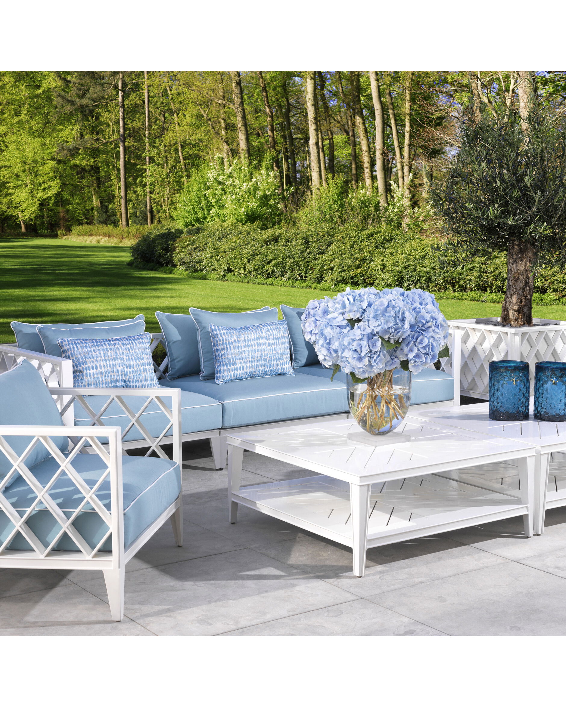 Bell Rive soffbord vit kvadrat