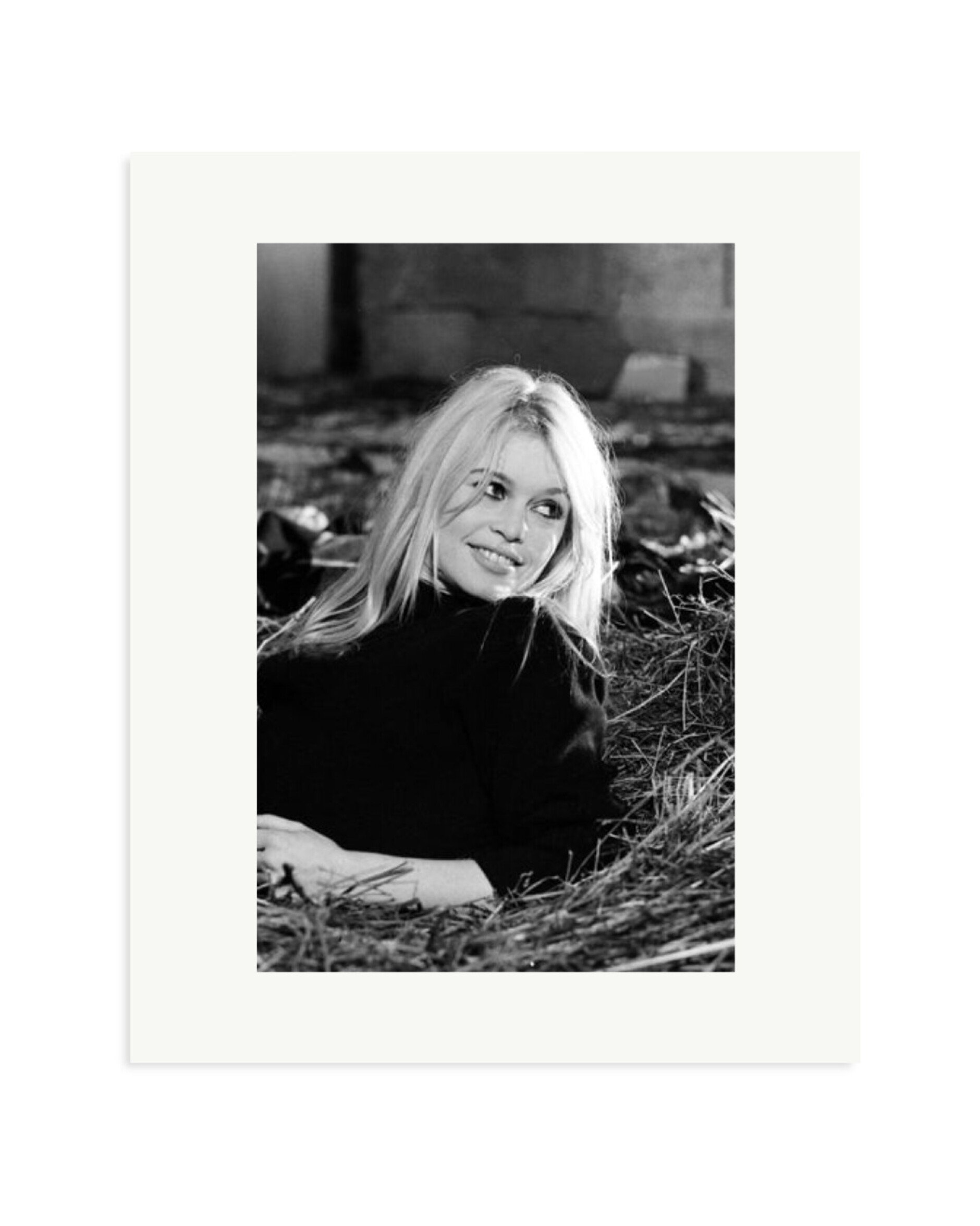 Brigitte on the set of 'A Coeur joie' Print Only / Medium
