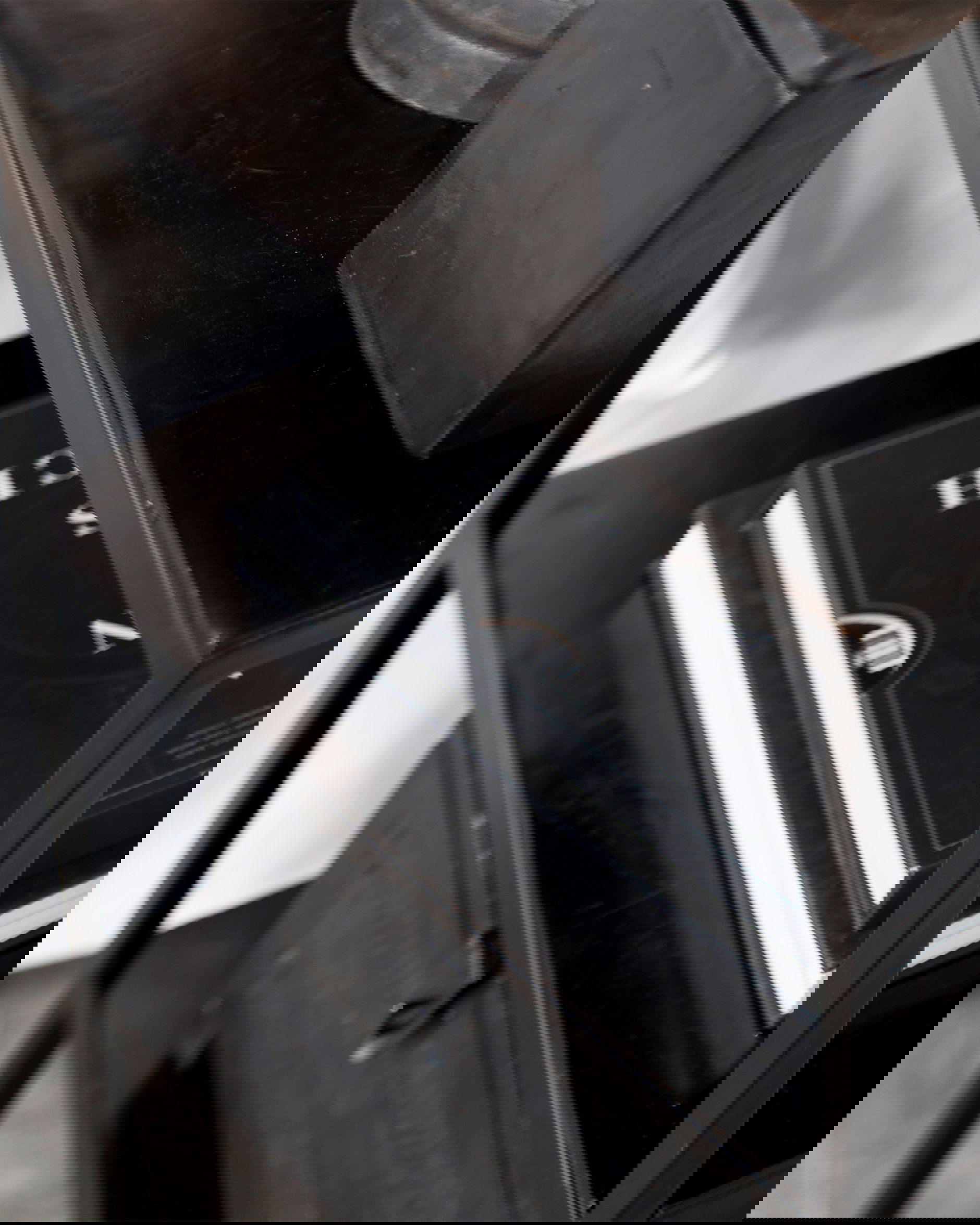 Mille sängbord svart