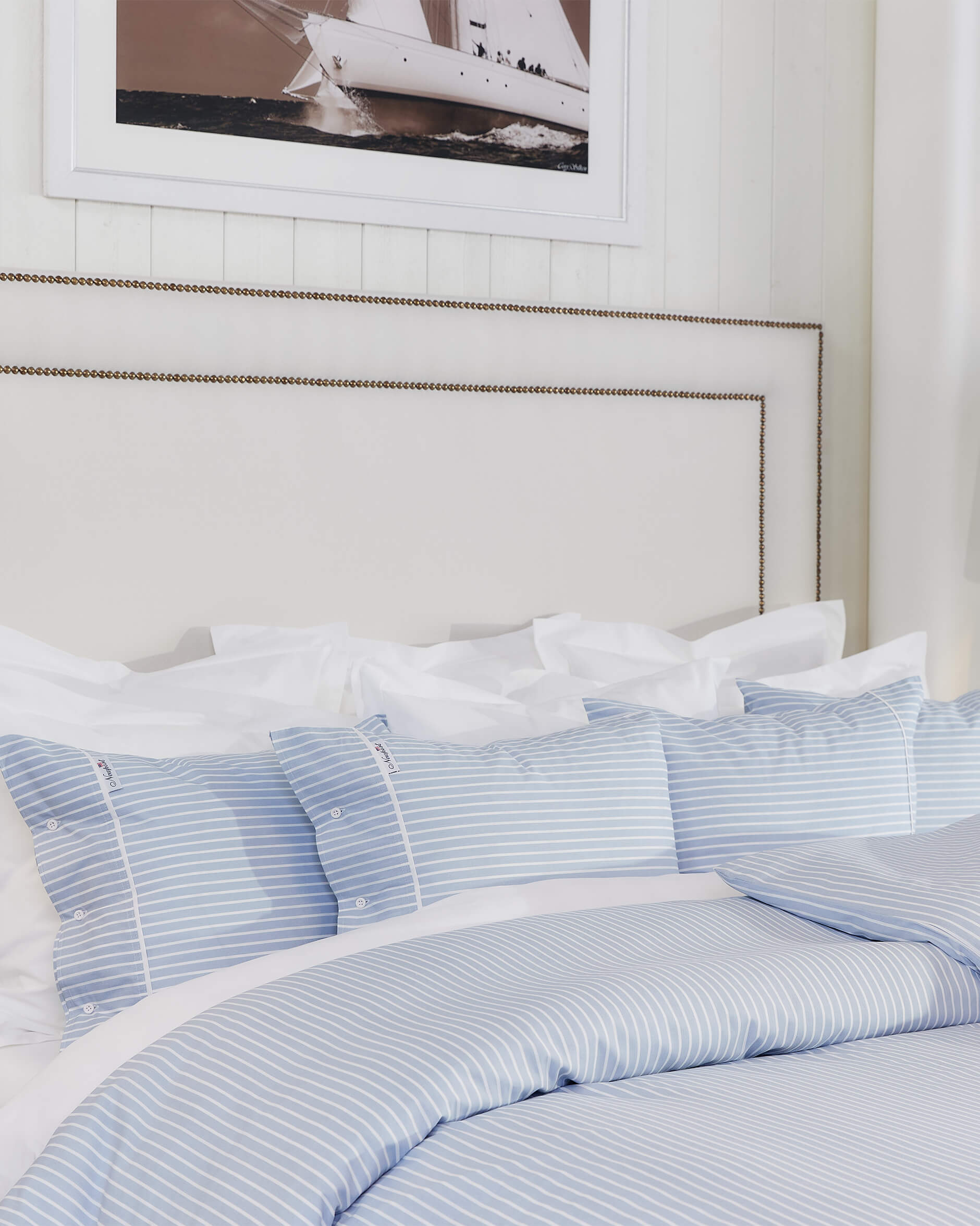 Montrose sänggavel off-white