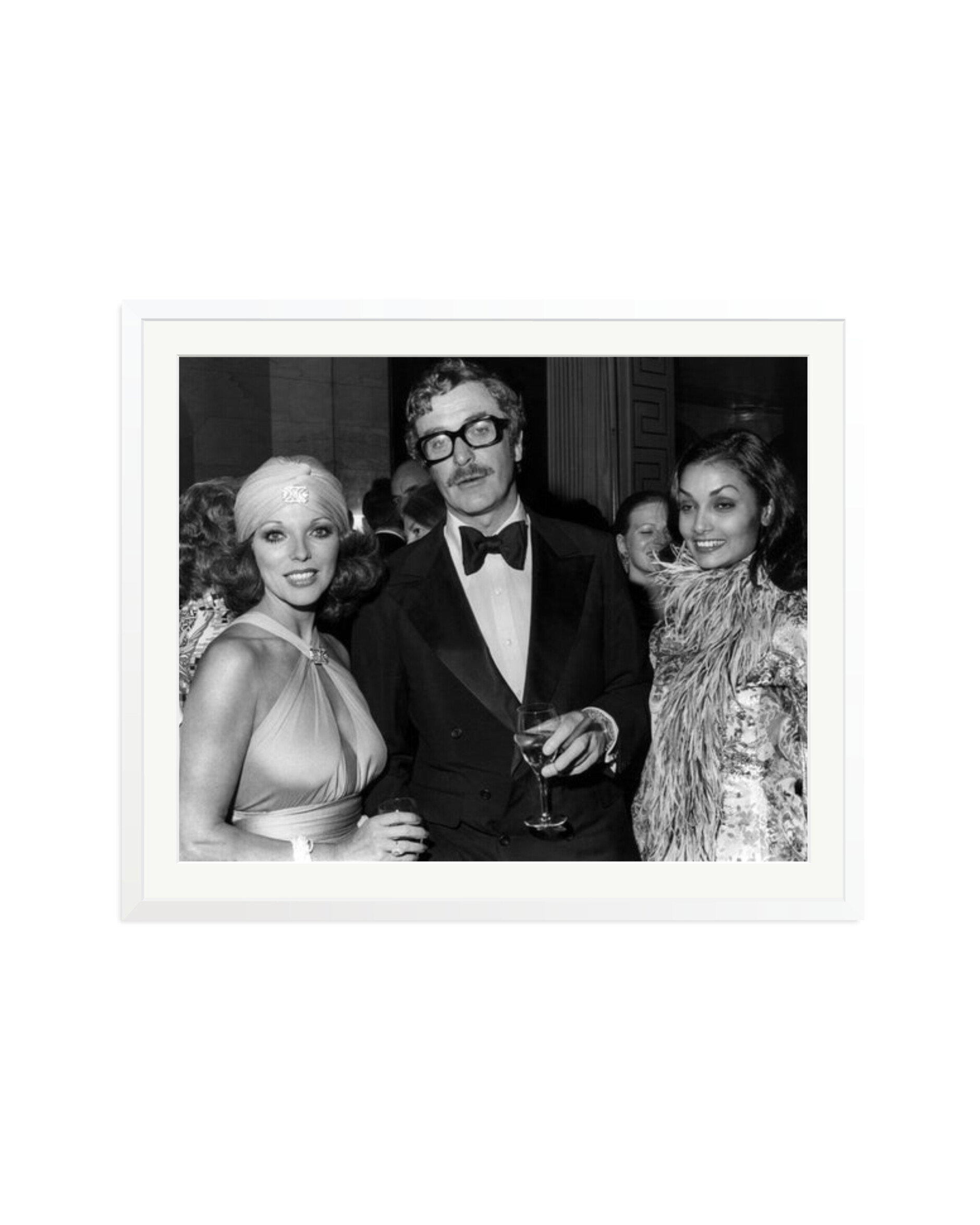 Caine, Collins and Shakira White / XXL