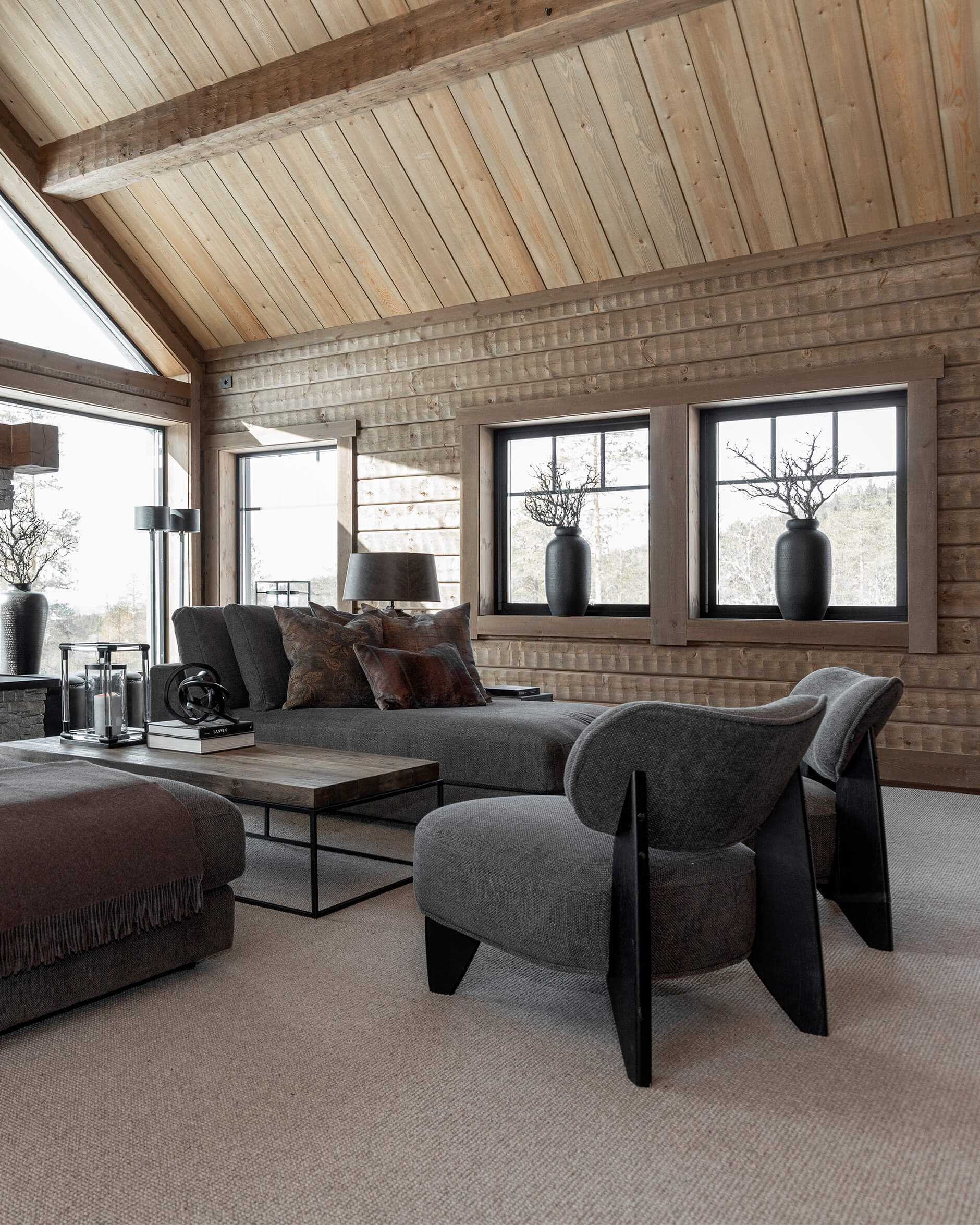 Cadiz Armchair Quiet Wood