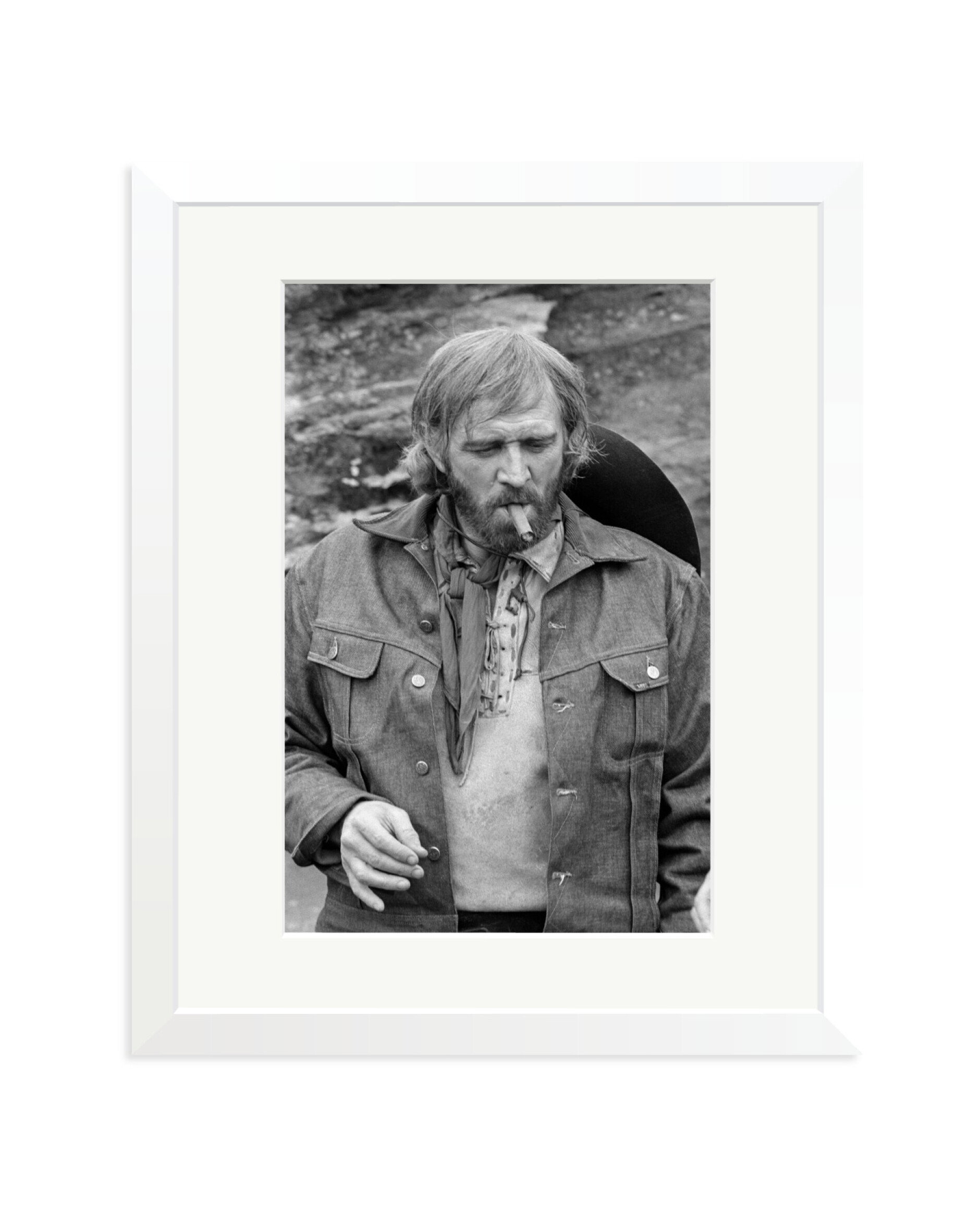 Harris in the Wilderness White / Medium