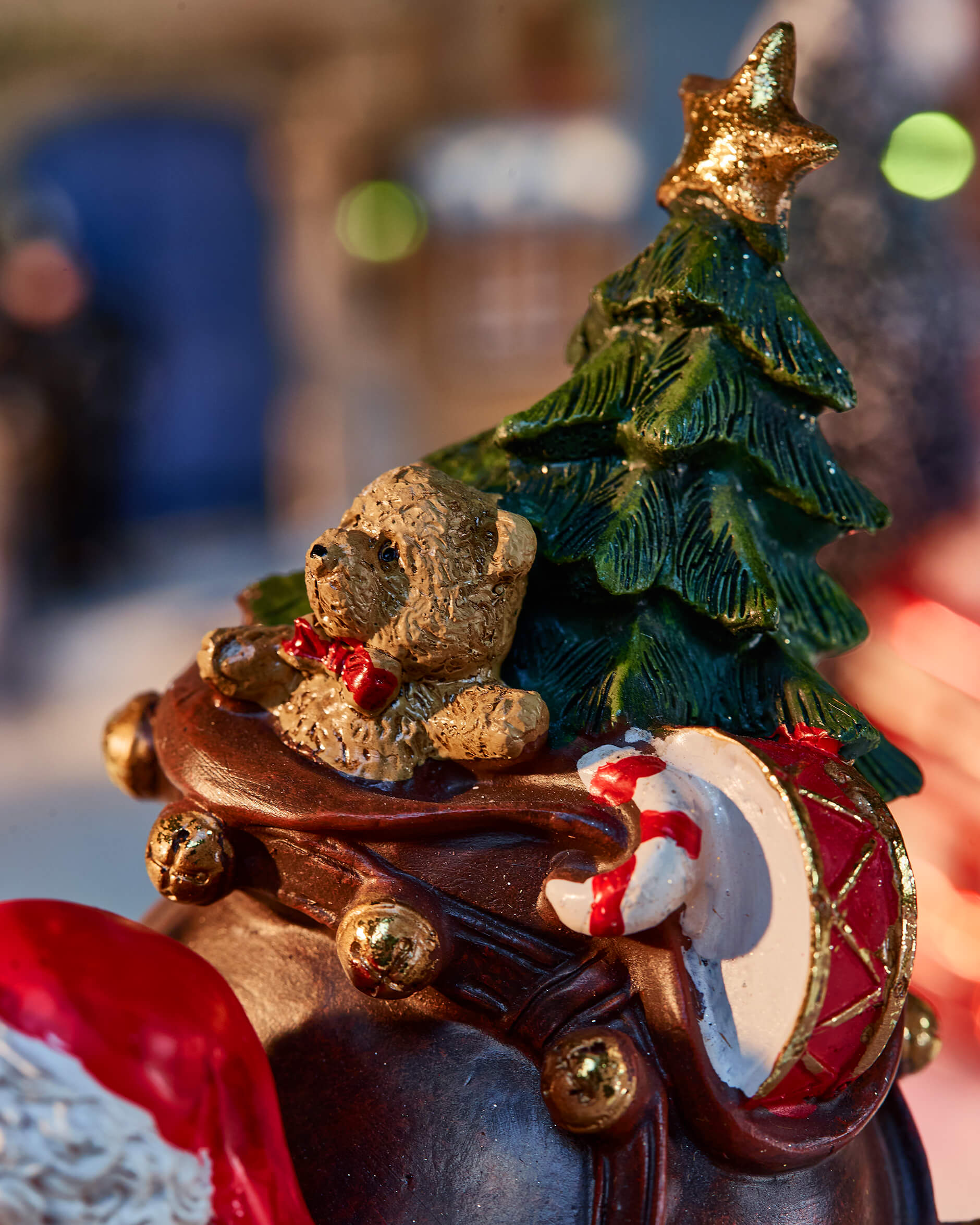 Tomte i släde juldekoration