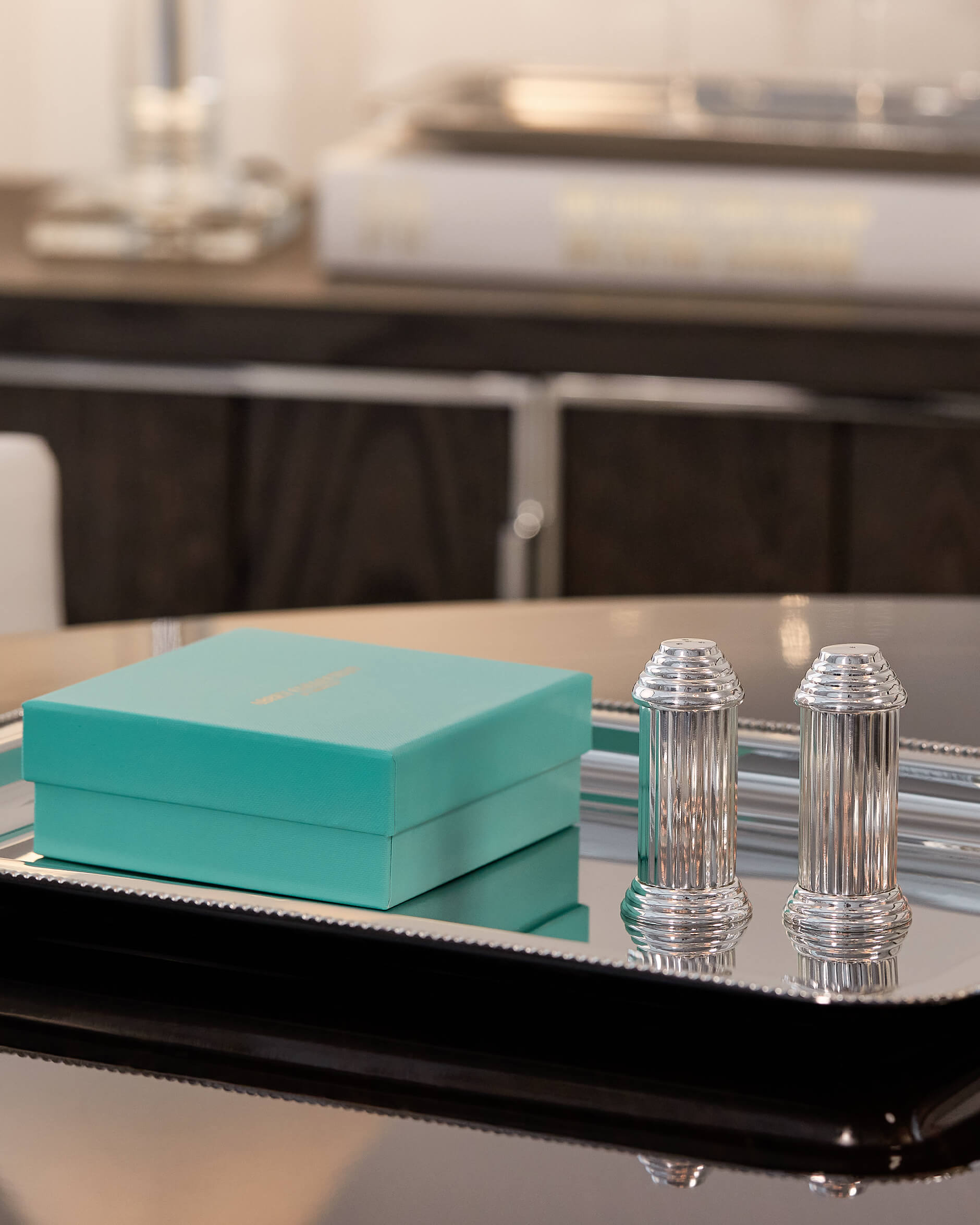 Abbey salt- och pepparkar kolonn