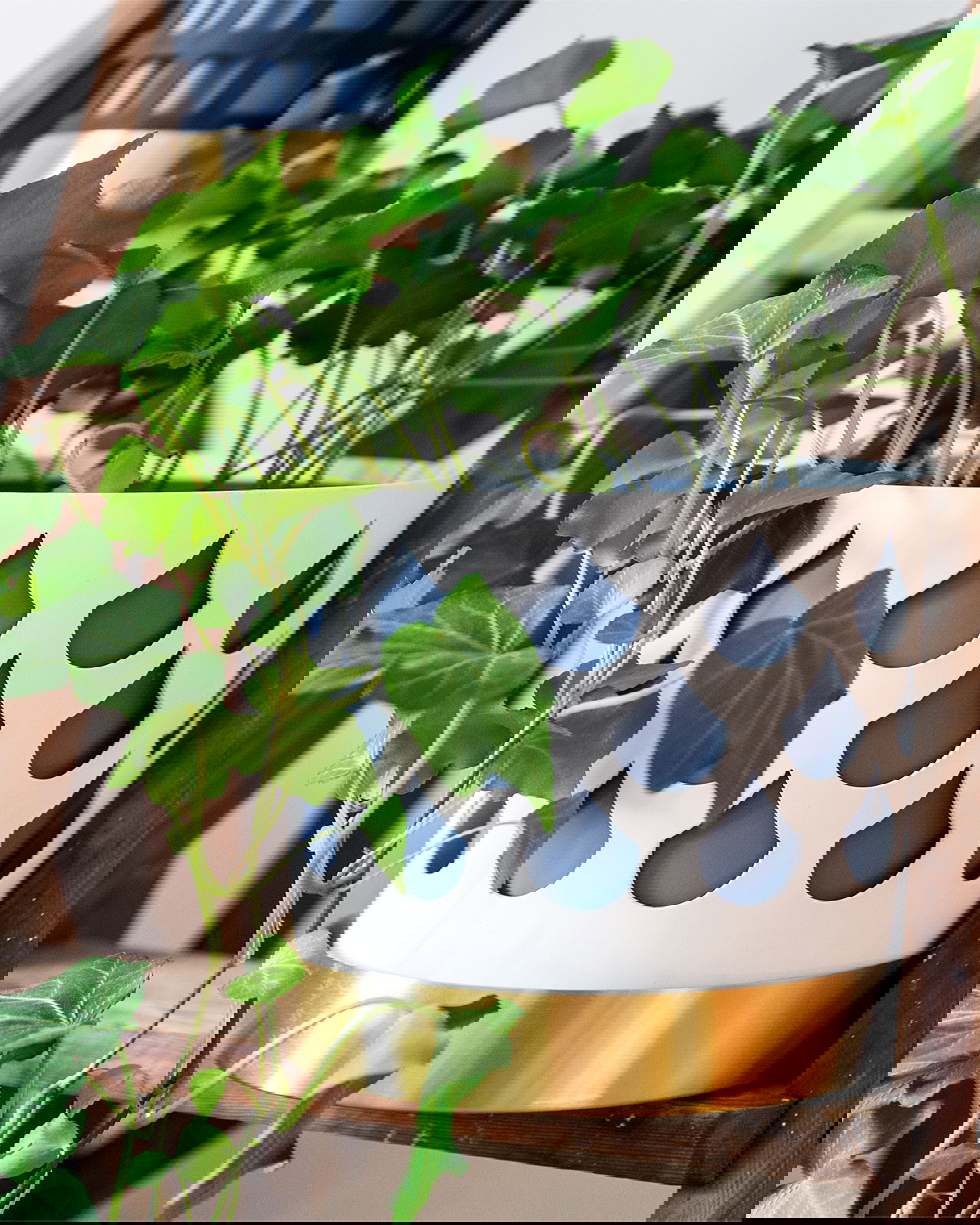 Trio Drop flower pot white