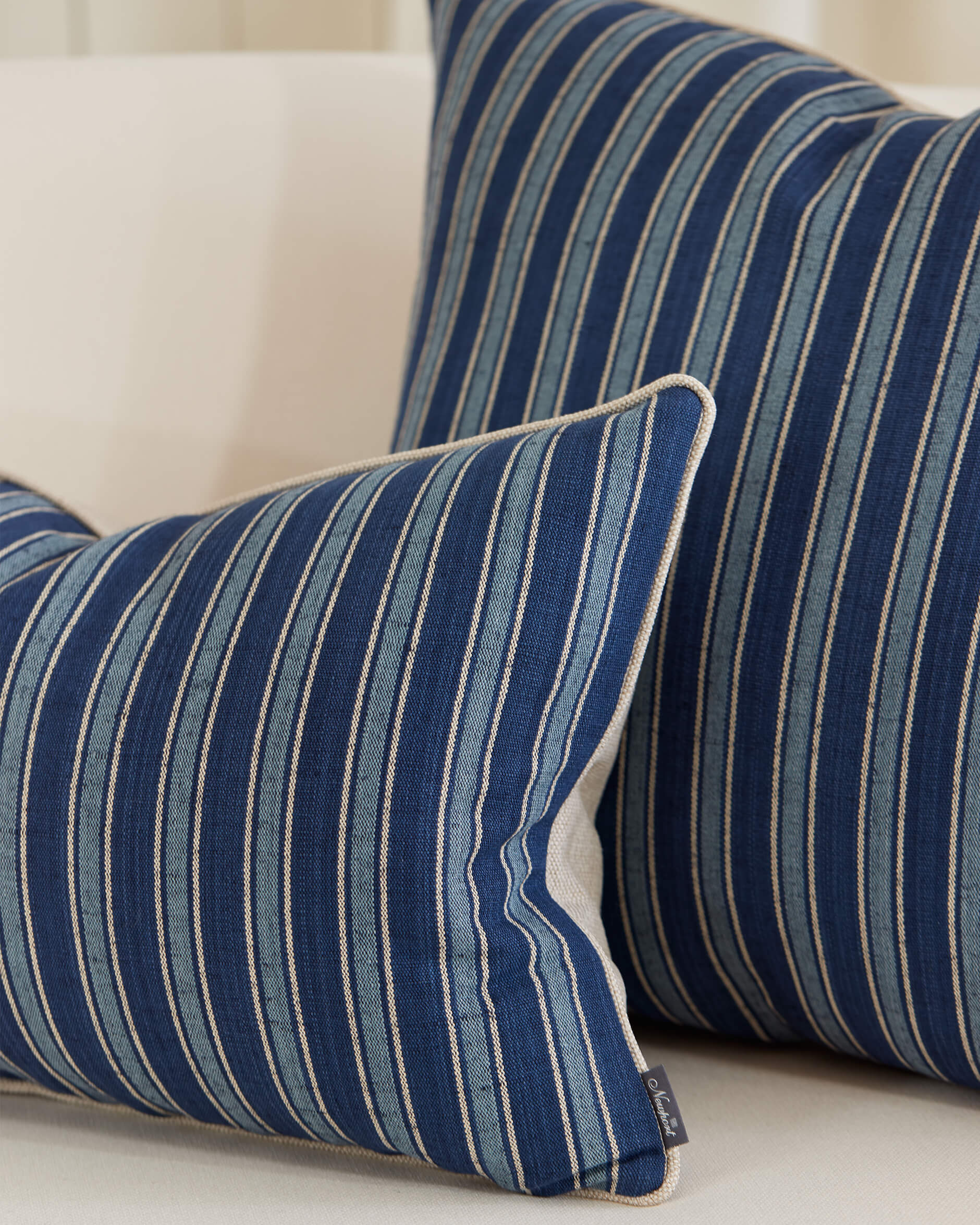 Bungalow Stripe kuddfodral indigo