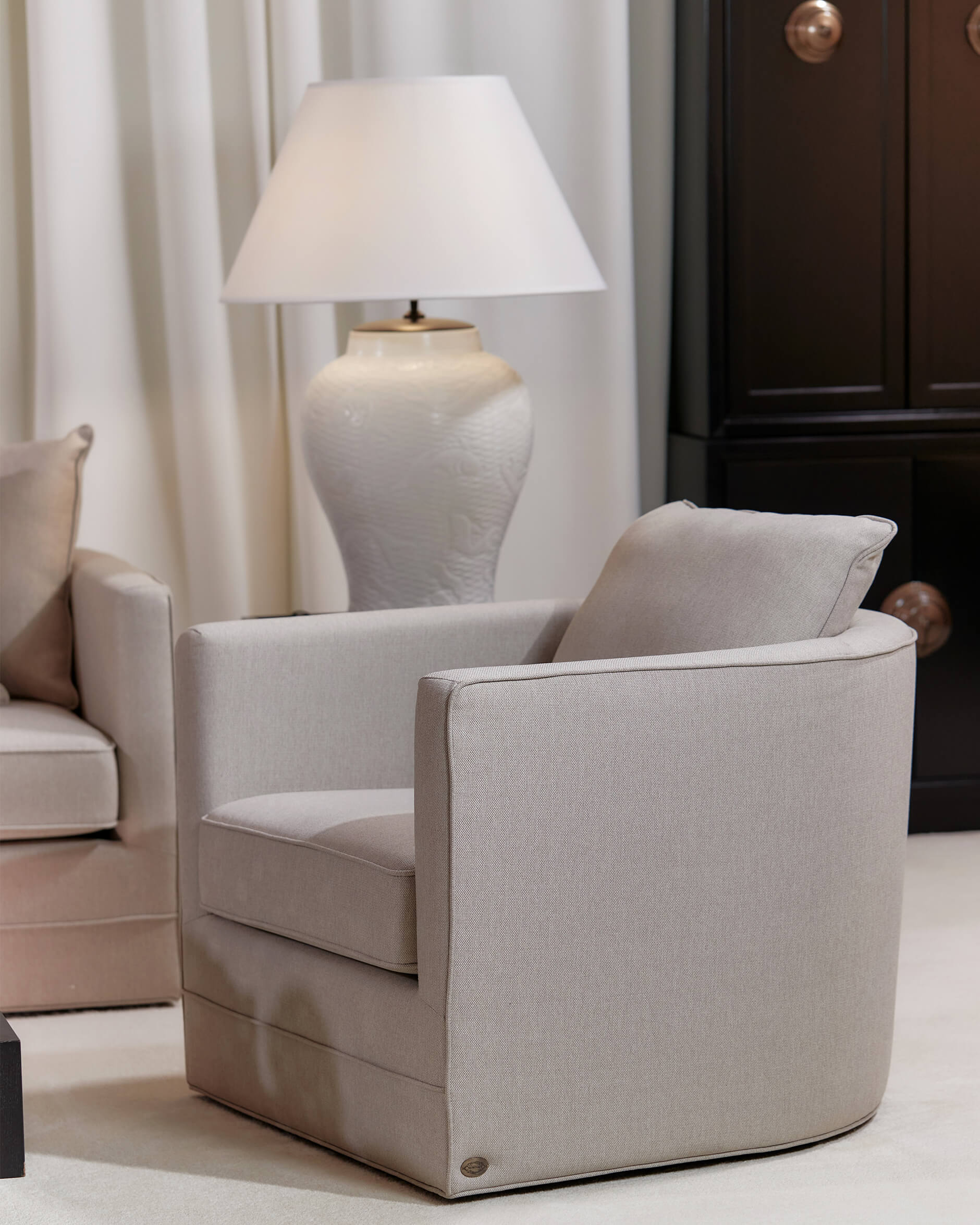 Monroe fåtölj sand