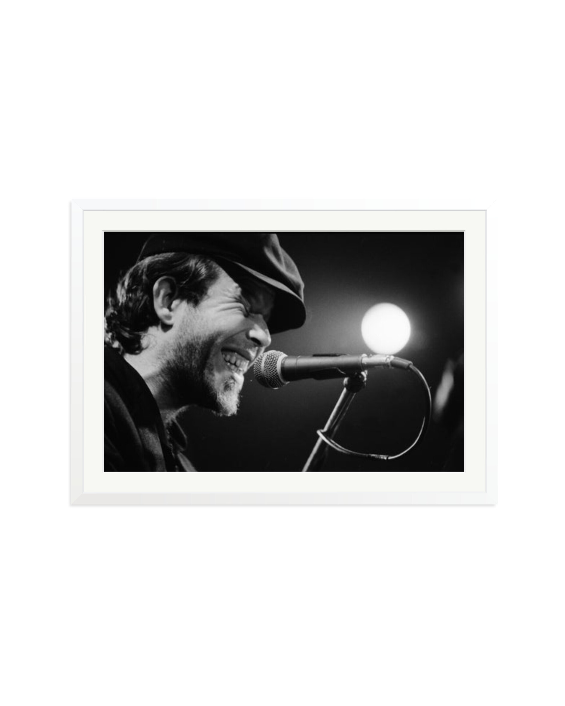 Tom Waits at the Cleveland Agora Club White / XXL