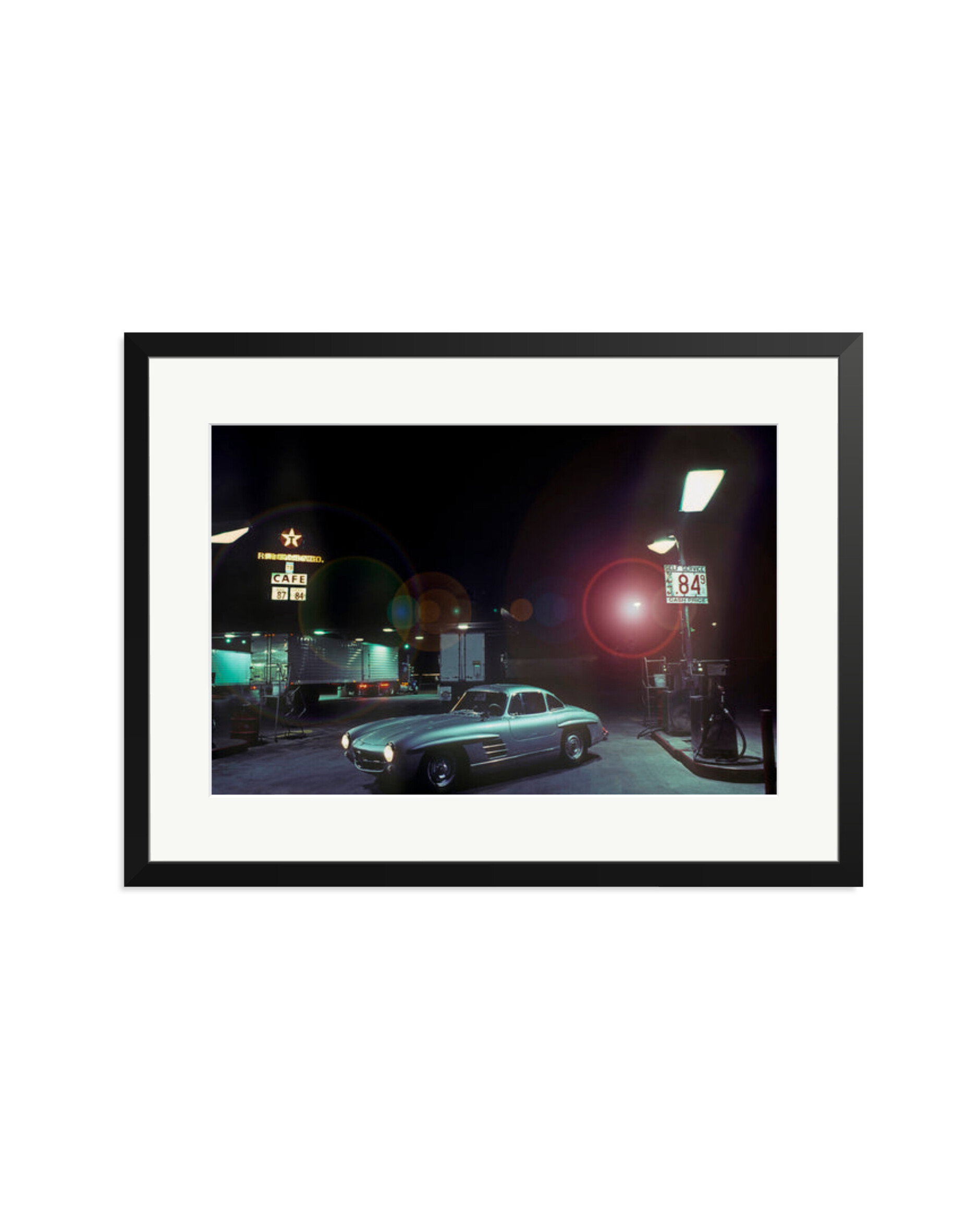 The Gas Station Black / XL