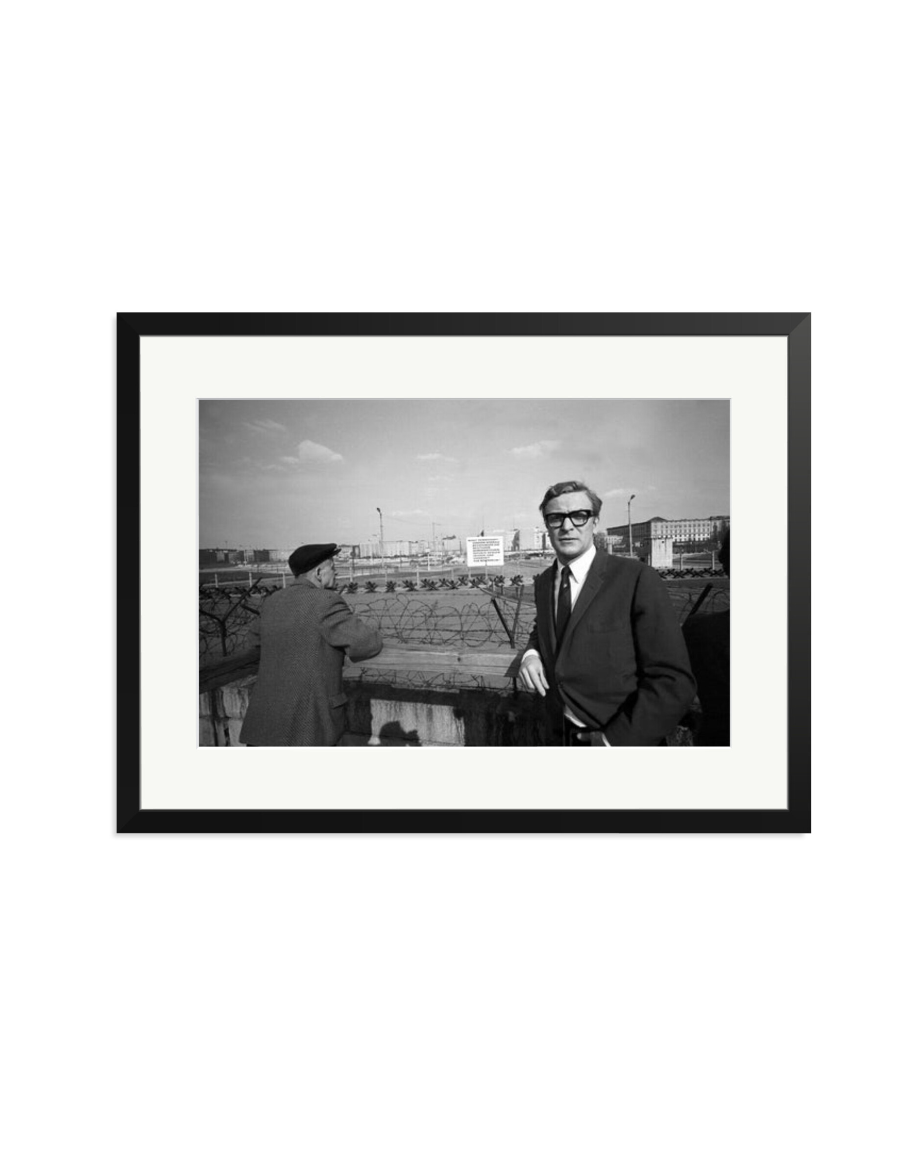 Caine in Berlin Black / XL