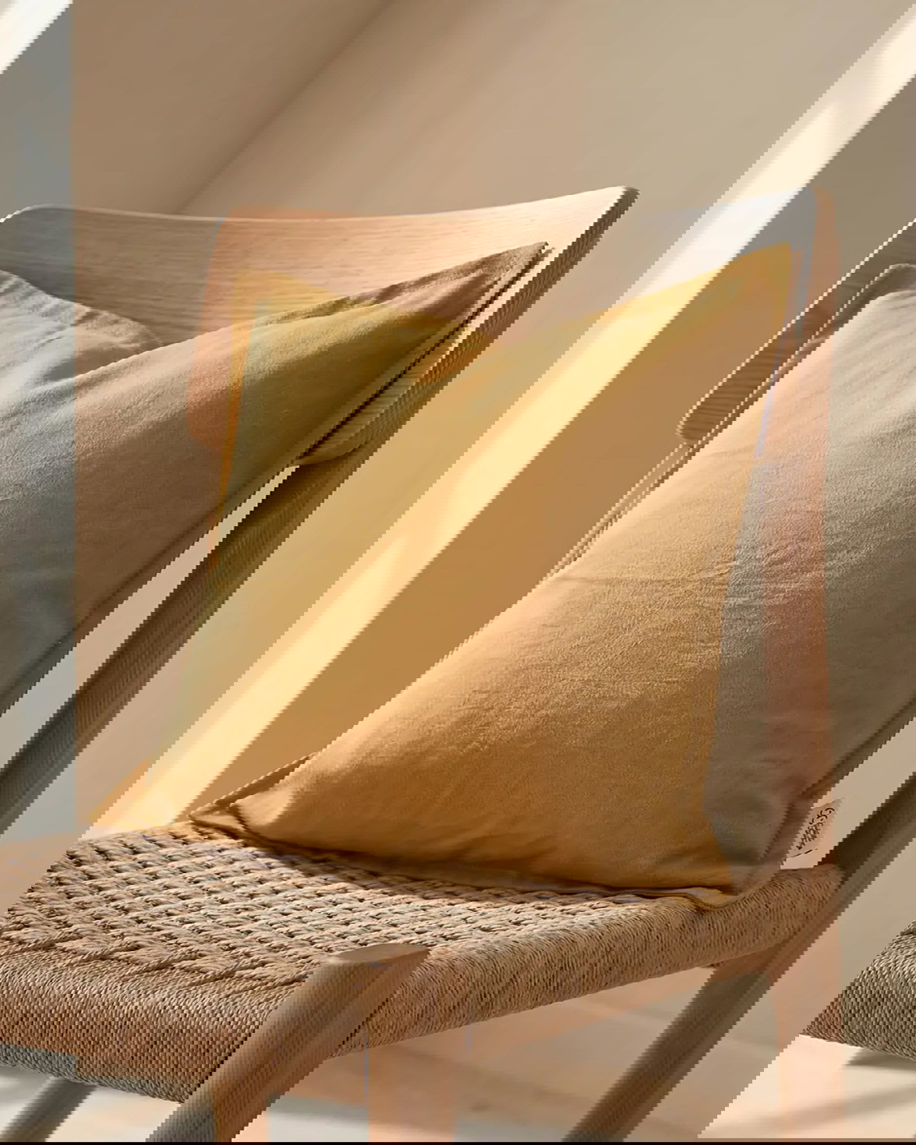 Classic Linen cushion cover ochre