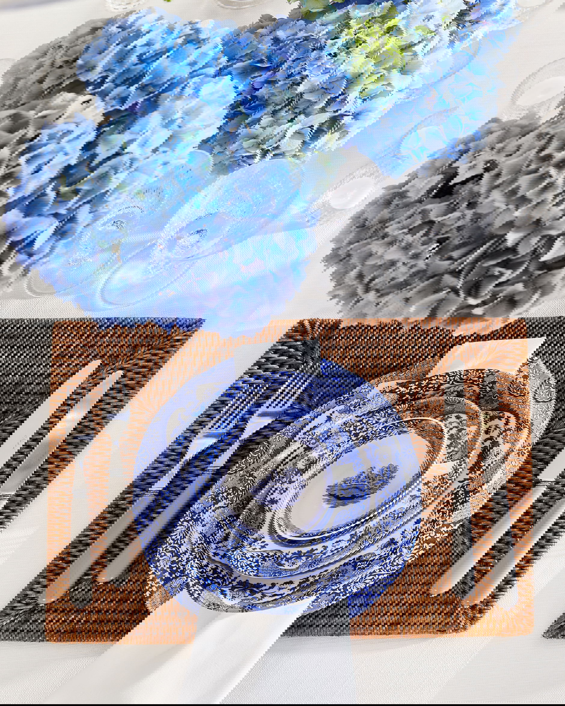 Antique-pöytätabletti, rottinki