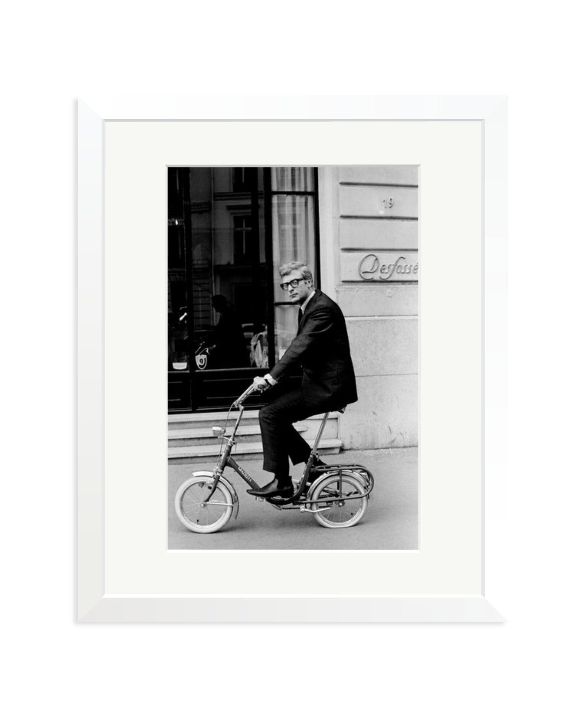 Michael Caine on His Bike White / Medium