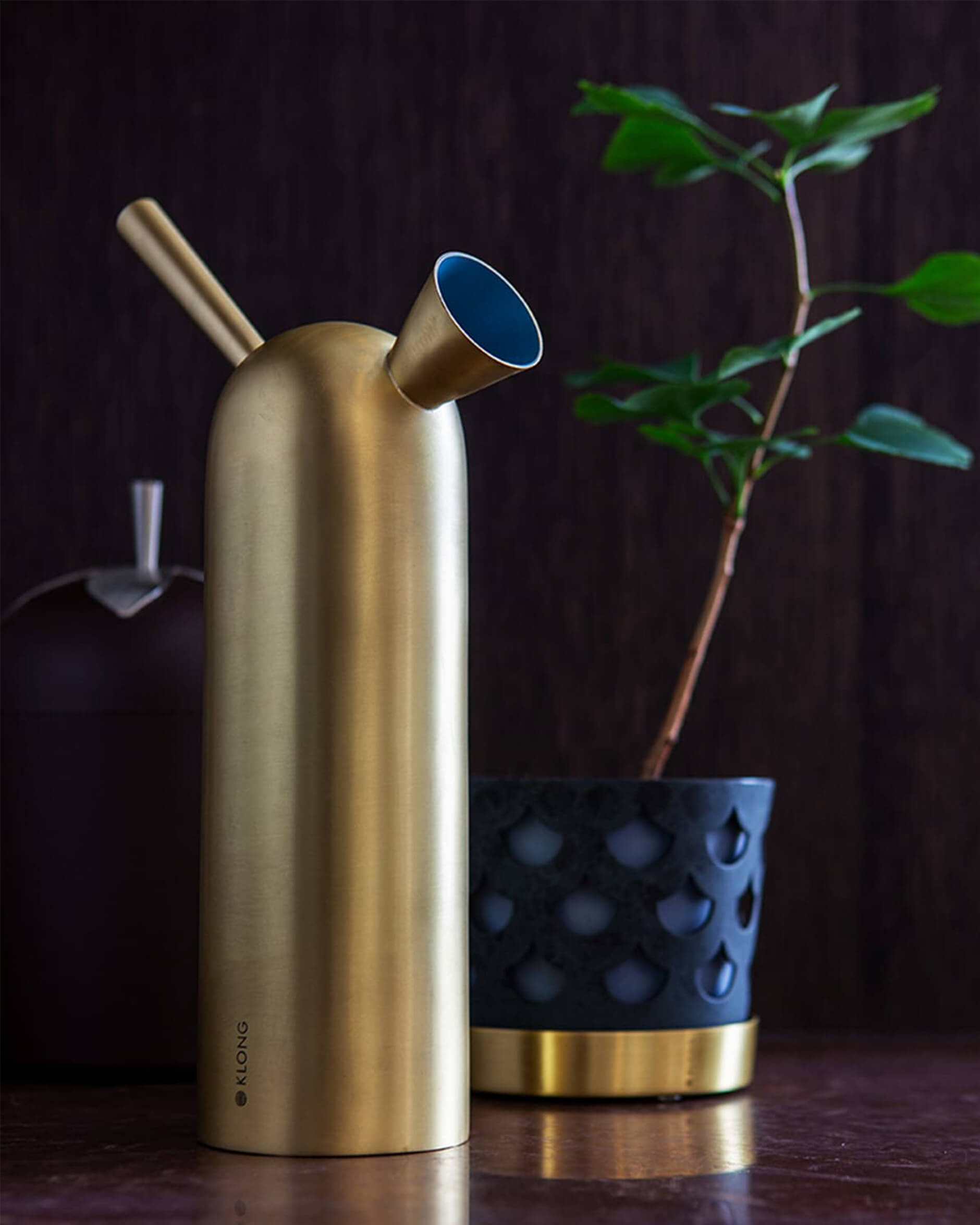 Svante vattenkanna mässing