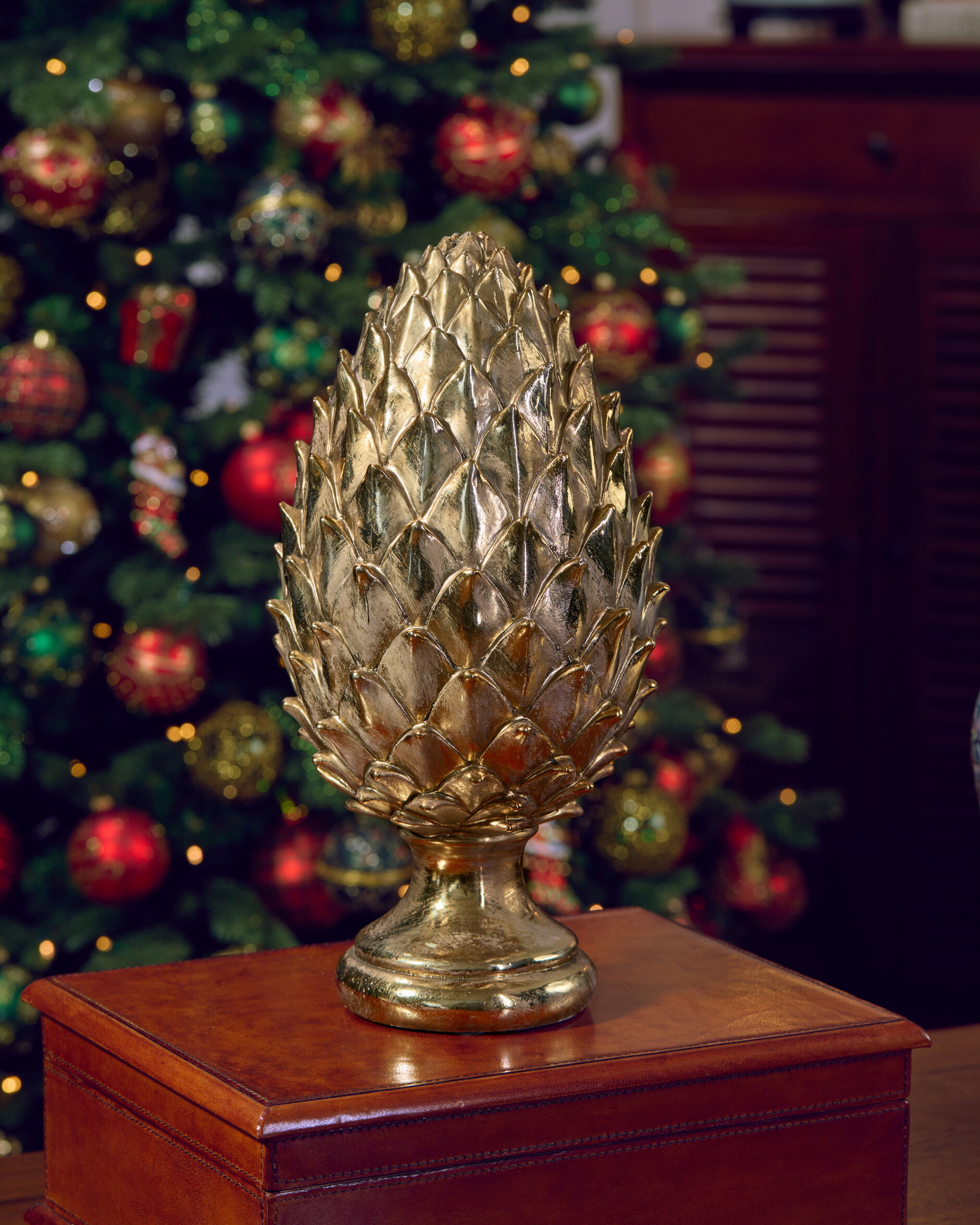 Majestic Pine Cone dekorasjon