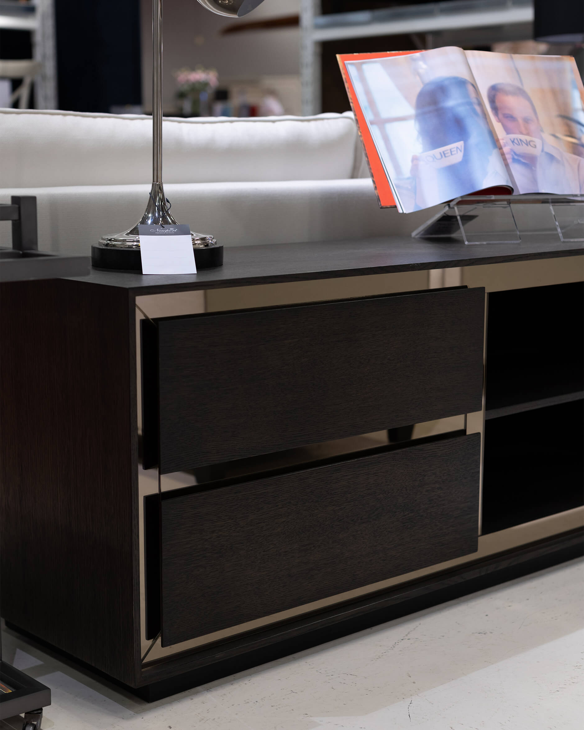 Wington tv-bänk svart OUTLET