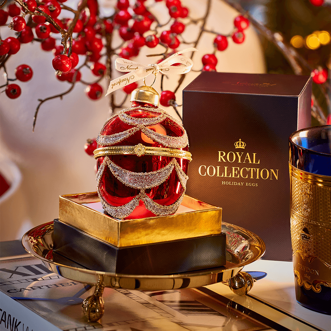 Victoria Fabergé Egg Christmas Tree Decoration Red