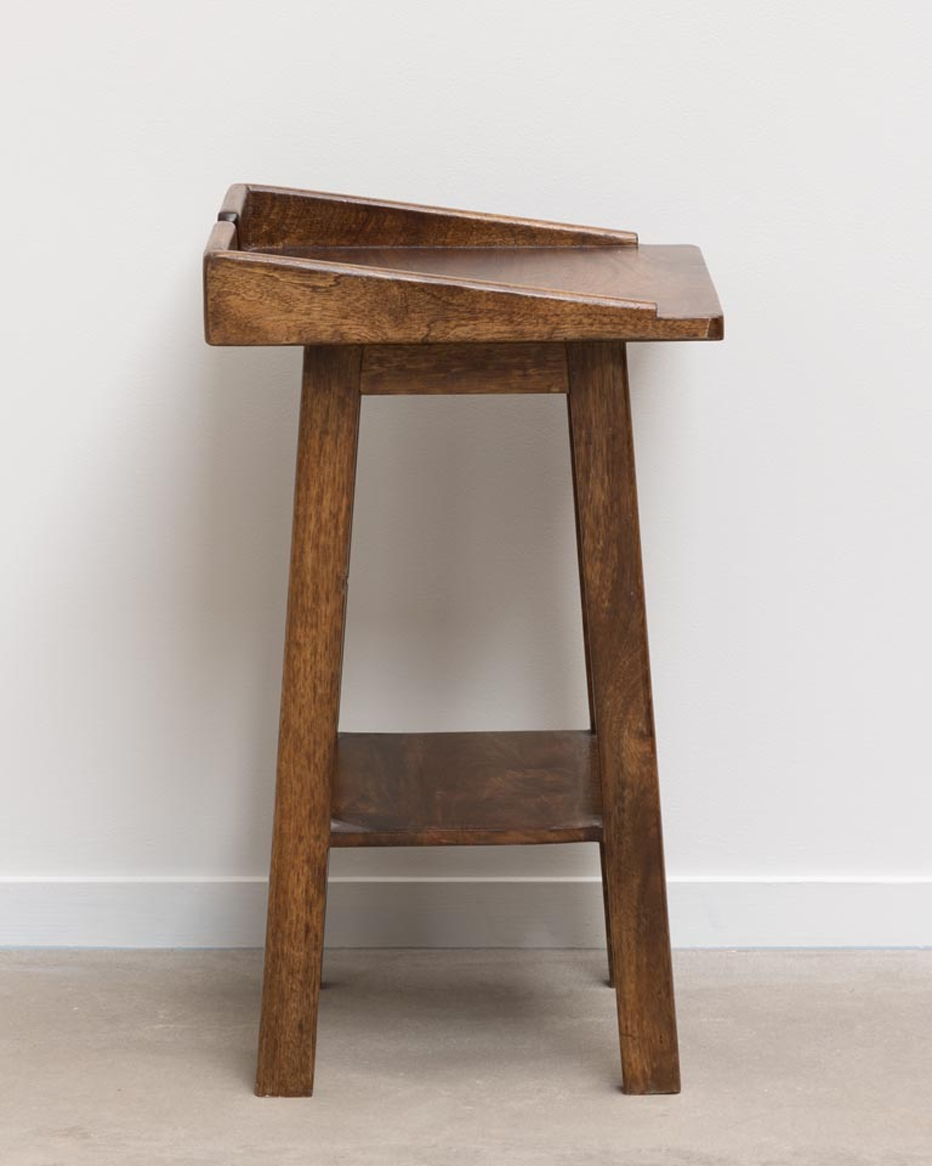 Beckett sängbord