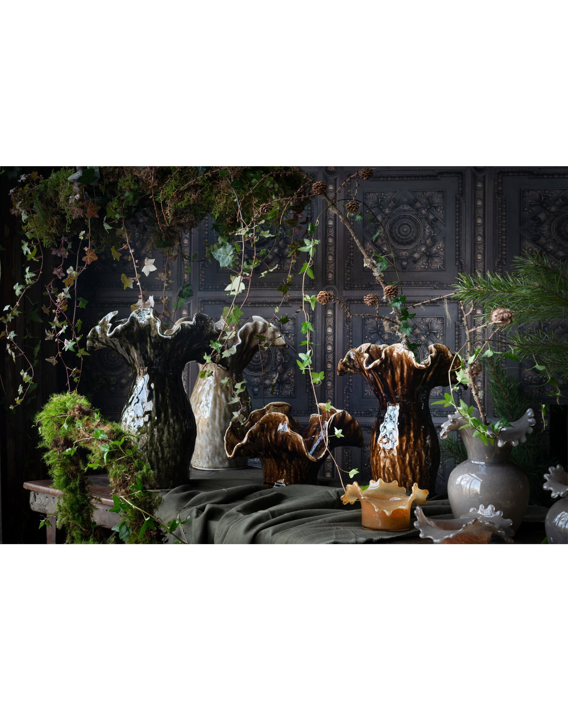 Jade vase brun