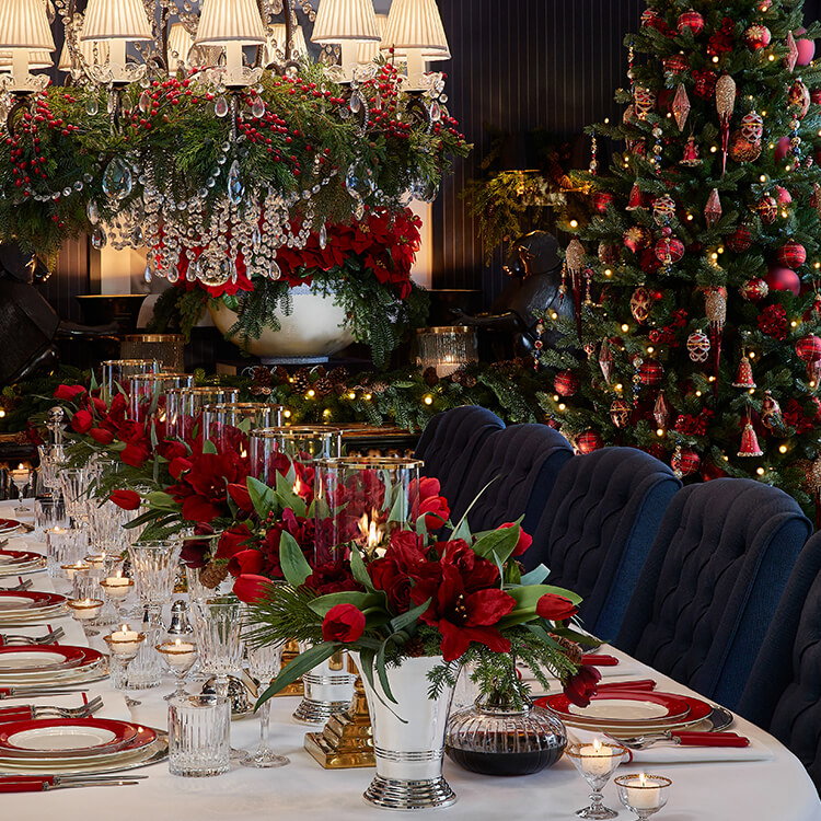 Christmas Table Setting