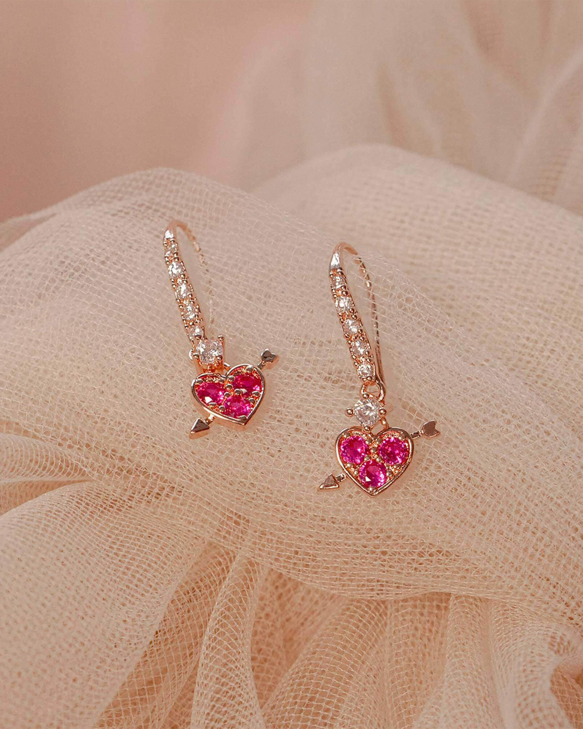 Lowe örhängen pink ruby