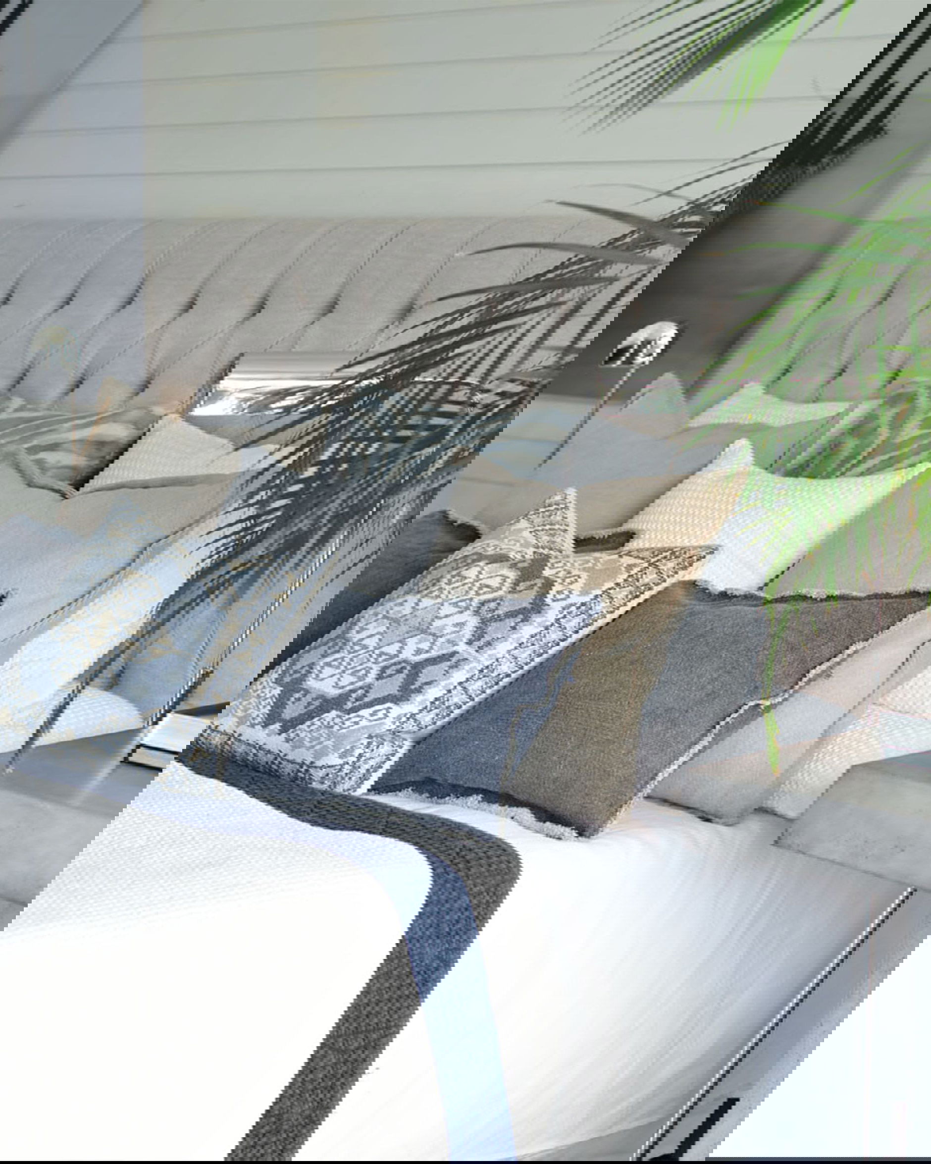 Berlin bordslampa grå