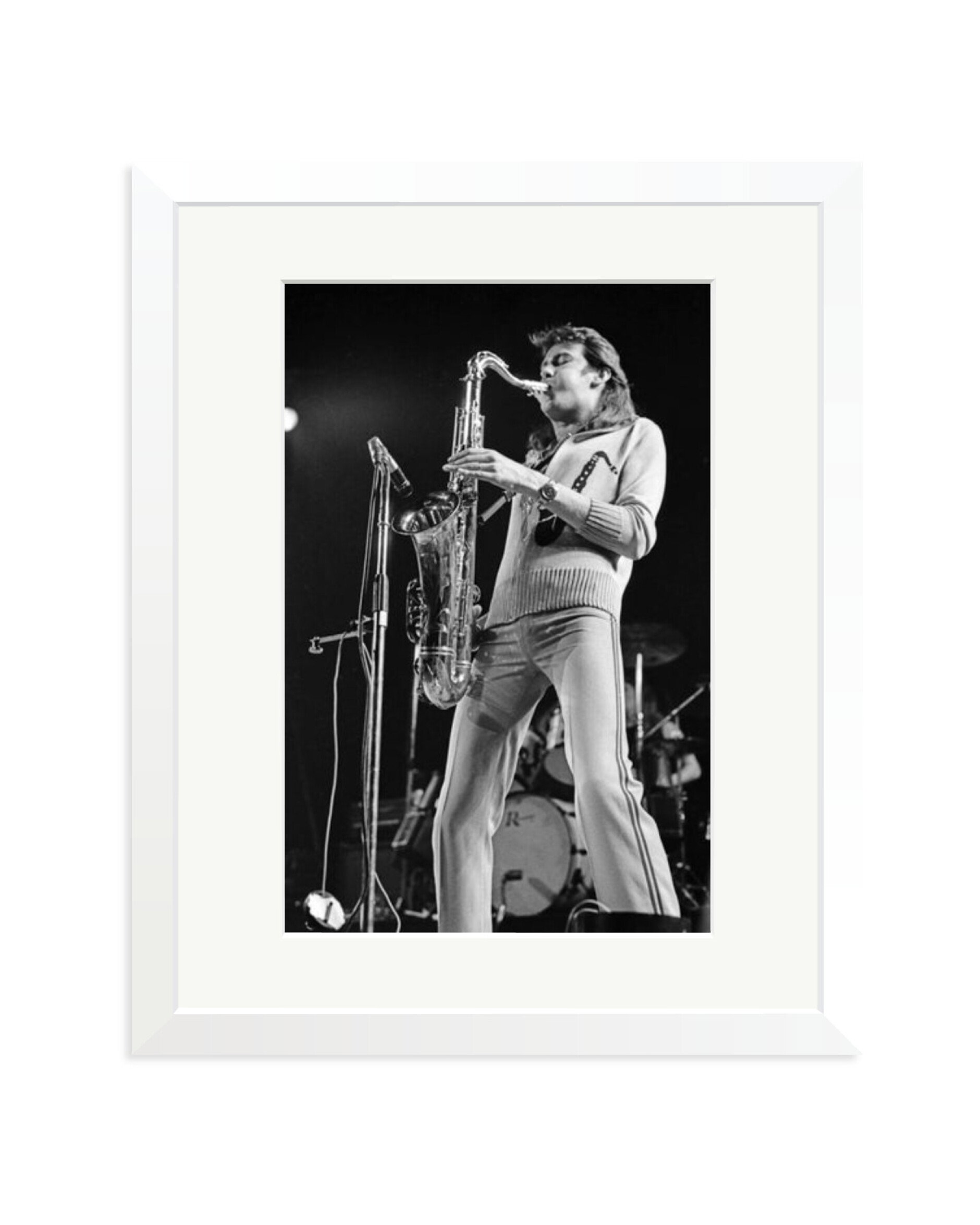 Andy Mackay White / Medium