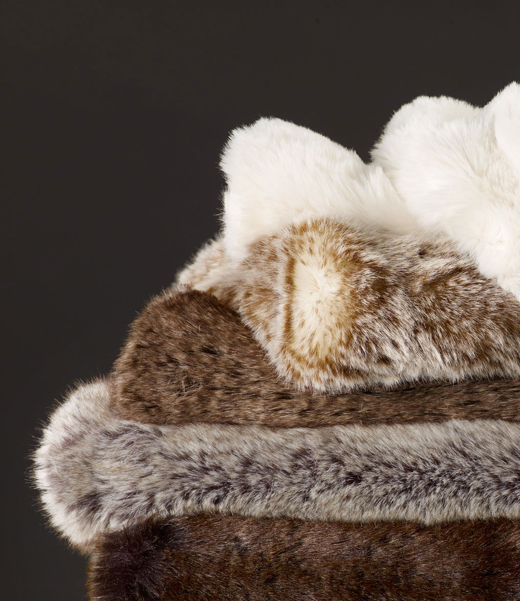 Whistler Bedspread Wolf