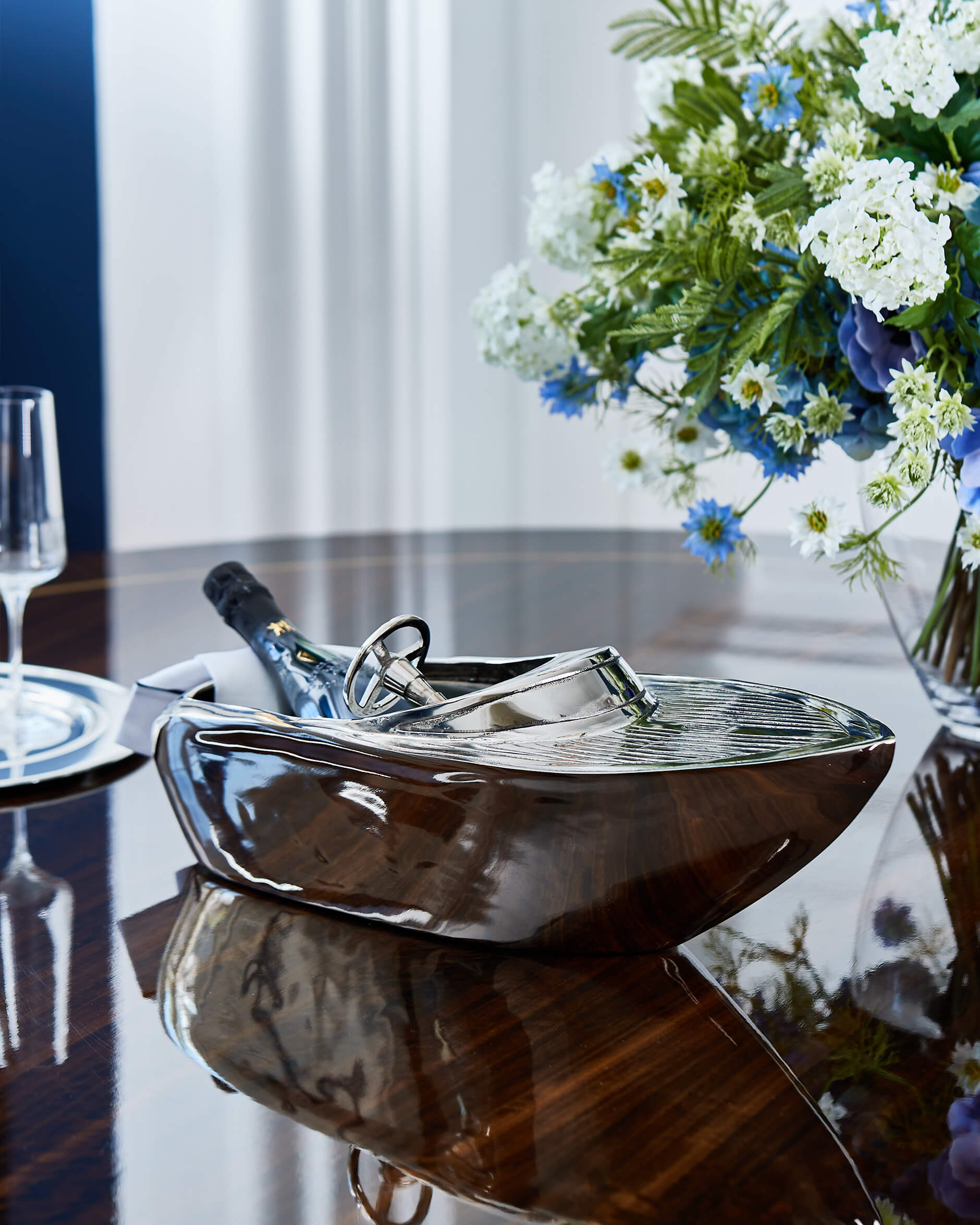 Cassis champagnekylare båt silver