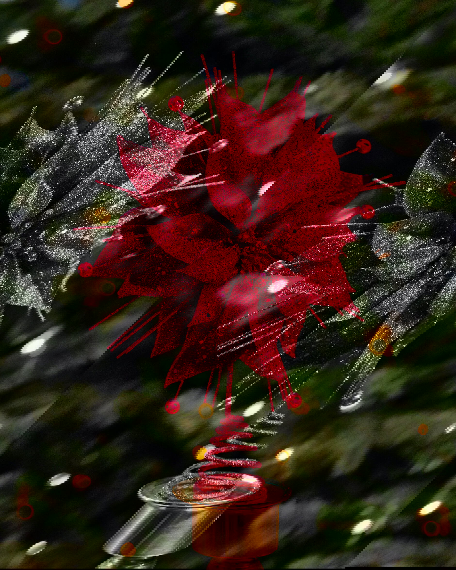 Layla-latvatähti, punainen