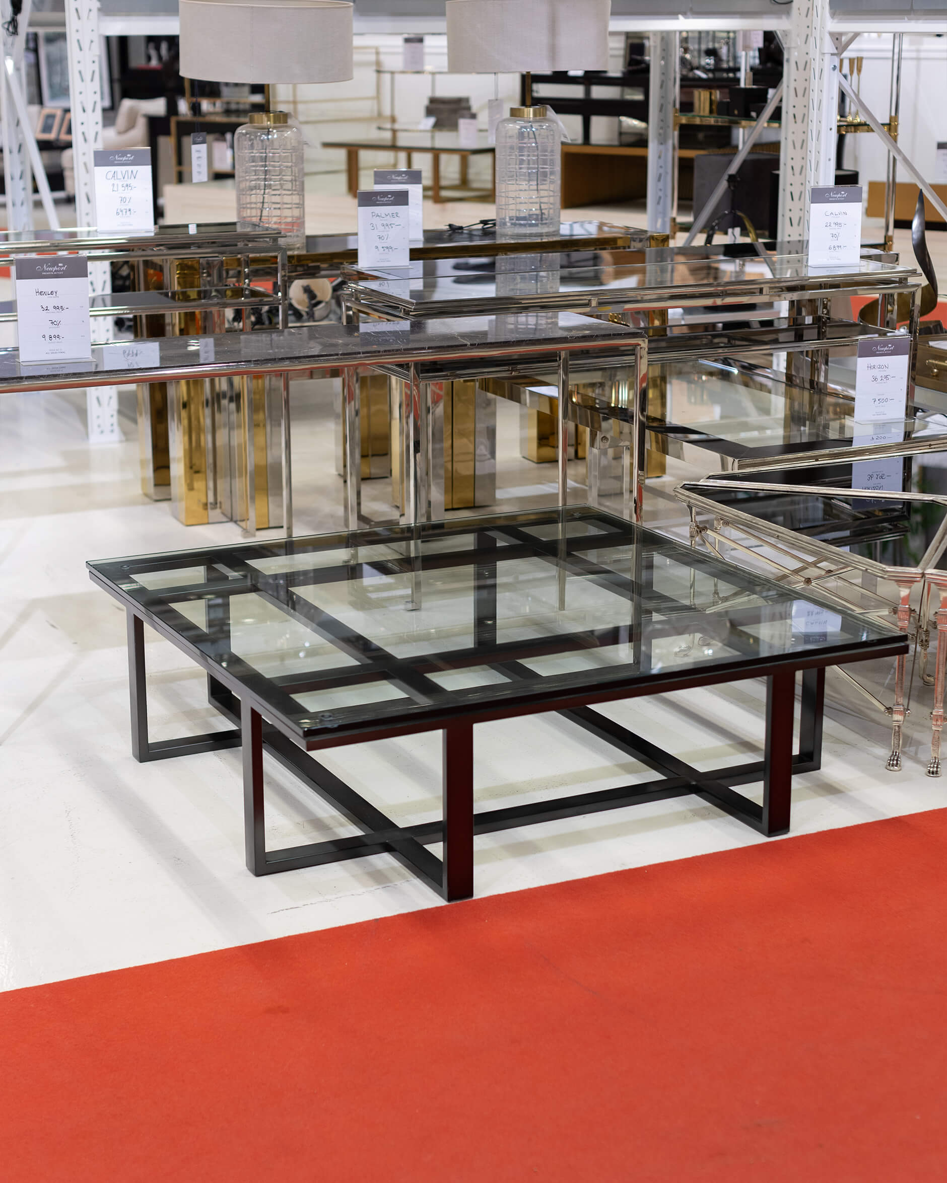 Evesham soffbord svart OUTLET