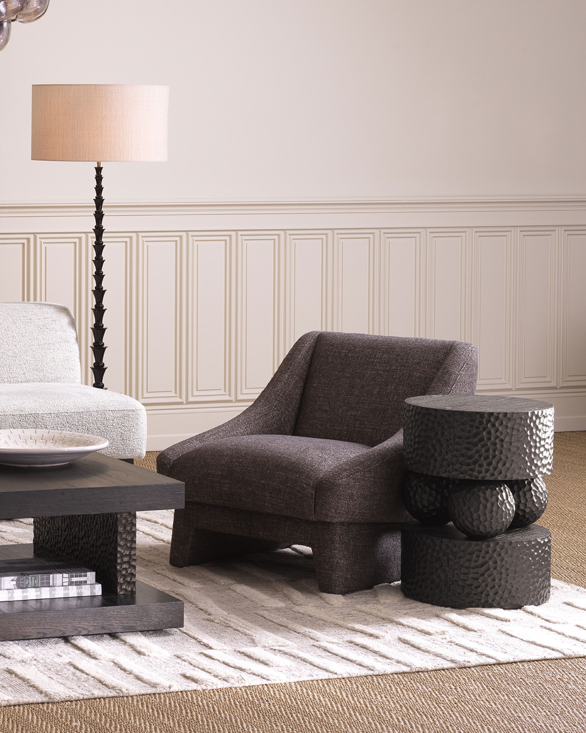 Thoren Side Table Ebony Oak Veneer